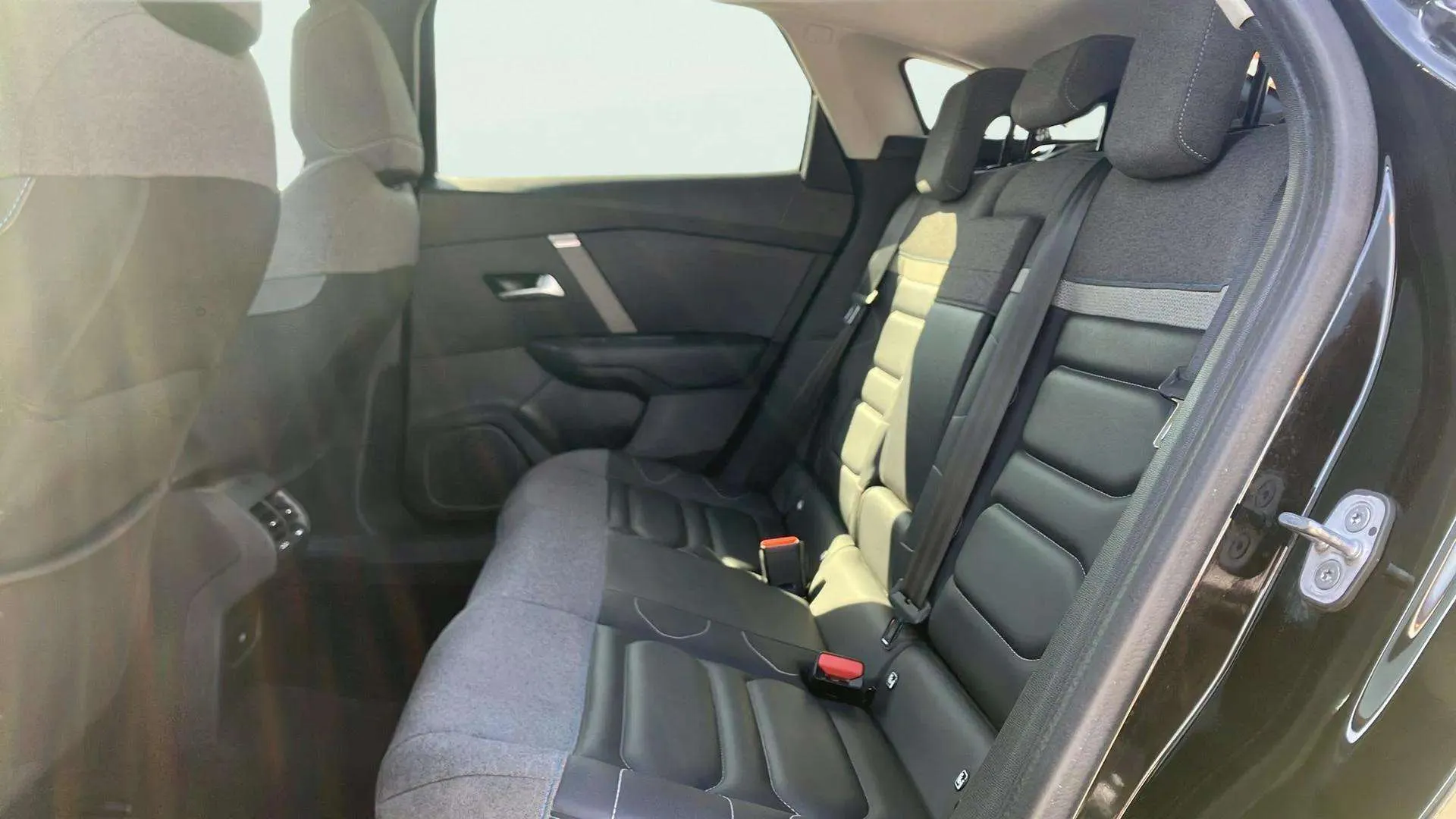 Citroën C4 PureTech 130 Shine - foto 16