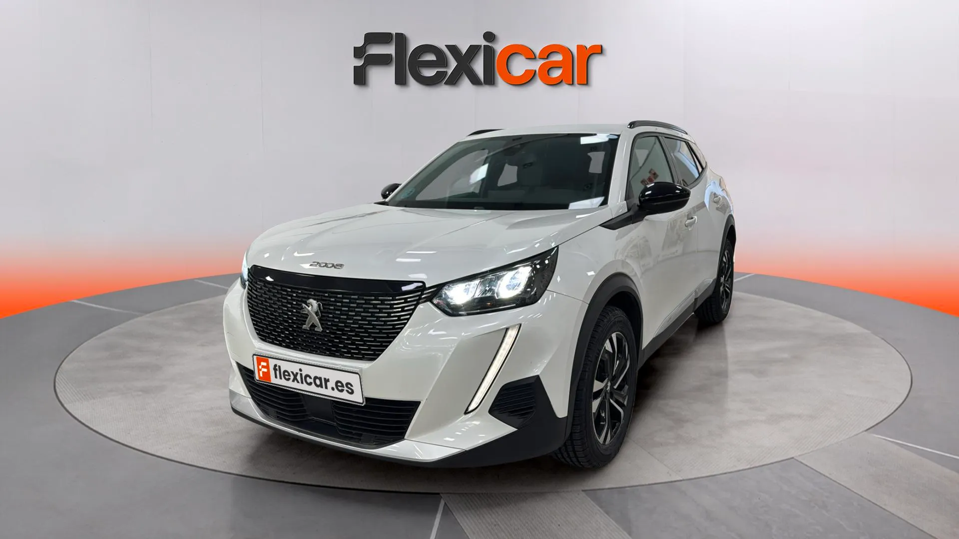 Peugeot 2008 Allure Pack PureTech 130 EAT8 - foto 3