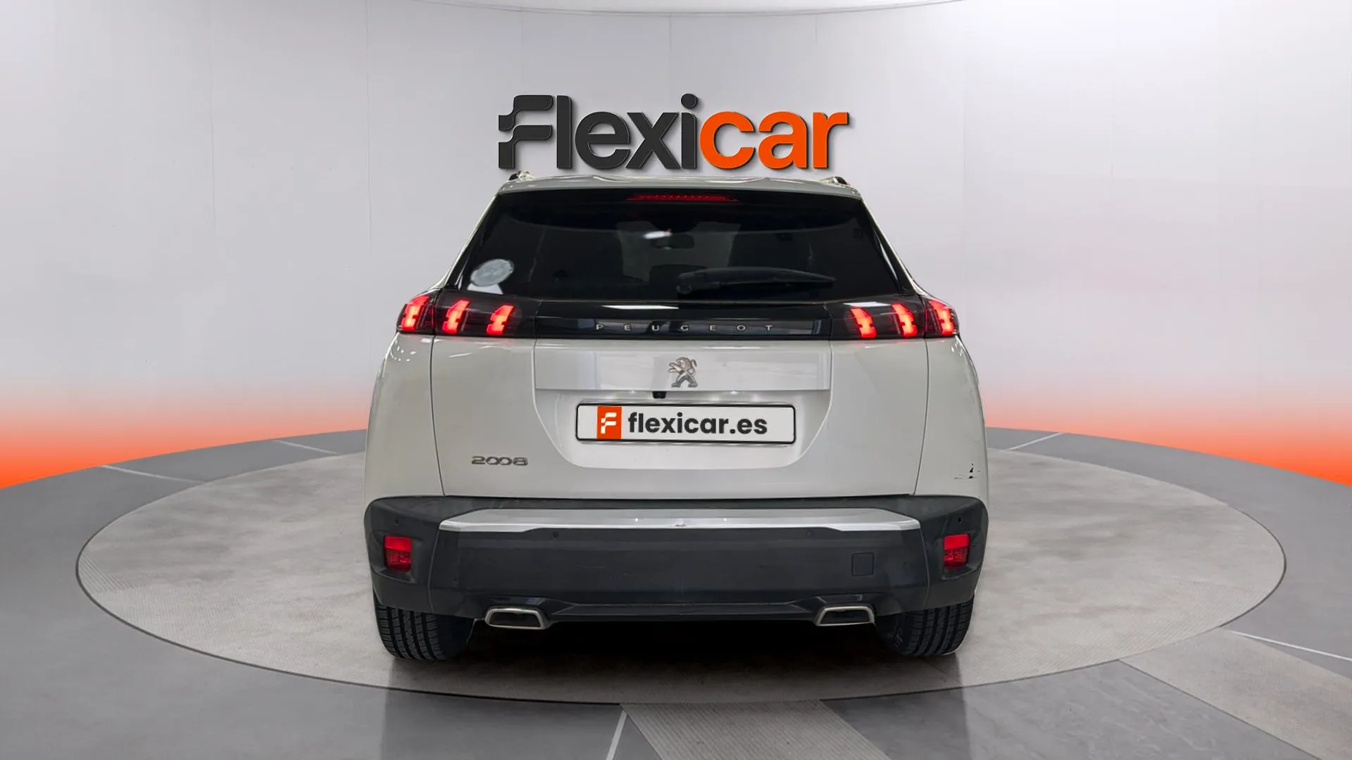 Peugeot 2008 Allure Pack PureTech 130 EAT8 - foto 6