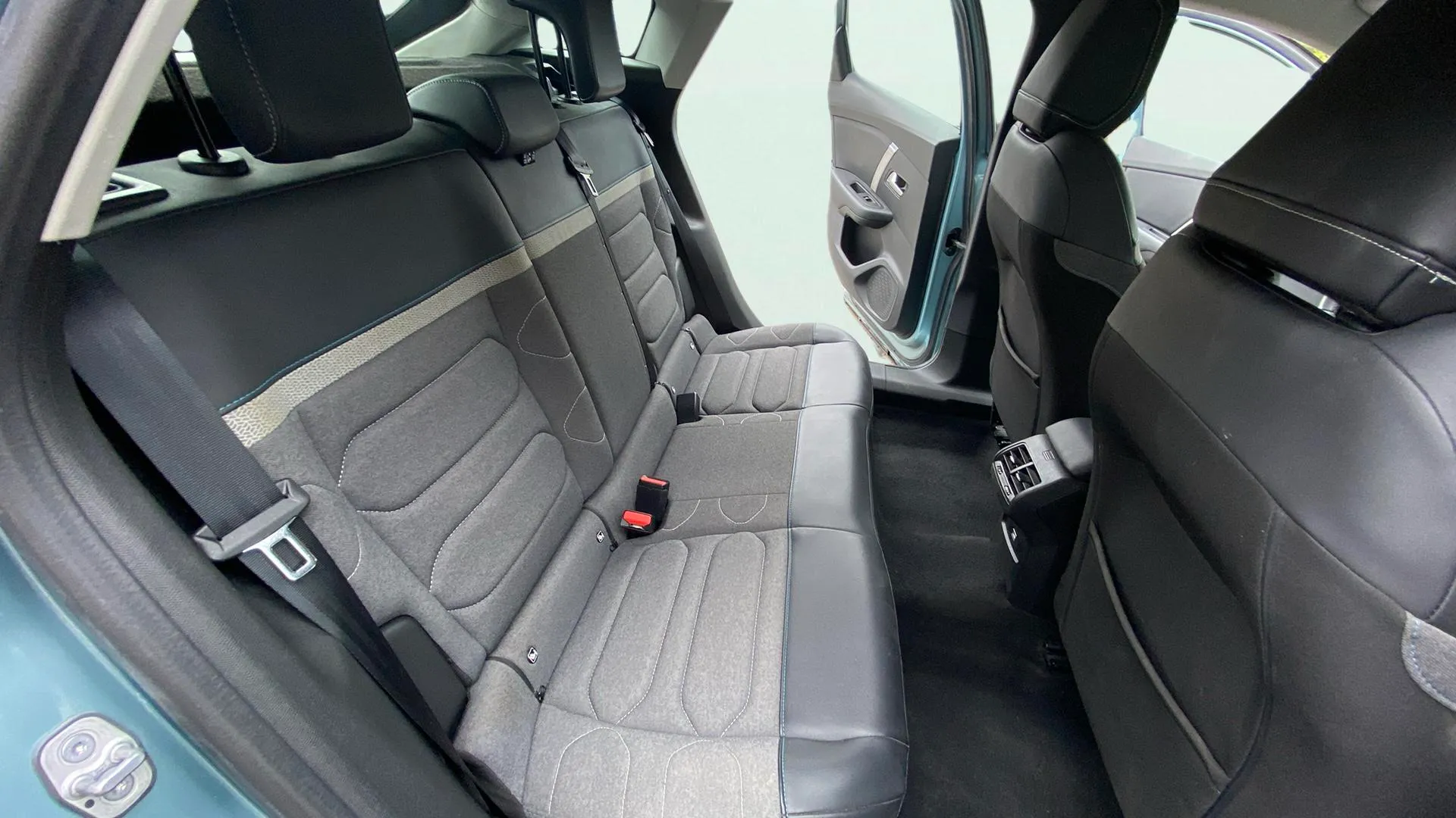 Citroën C4 PureTech 130 Feel Pack - foto 29