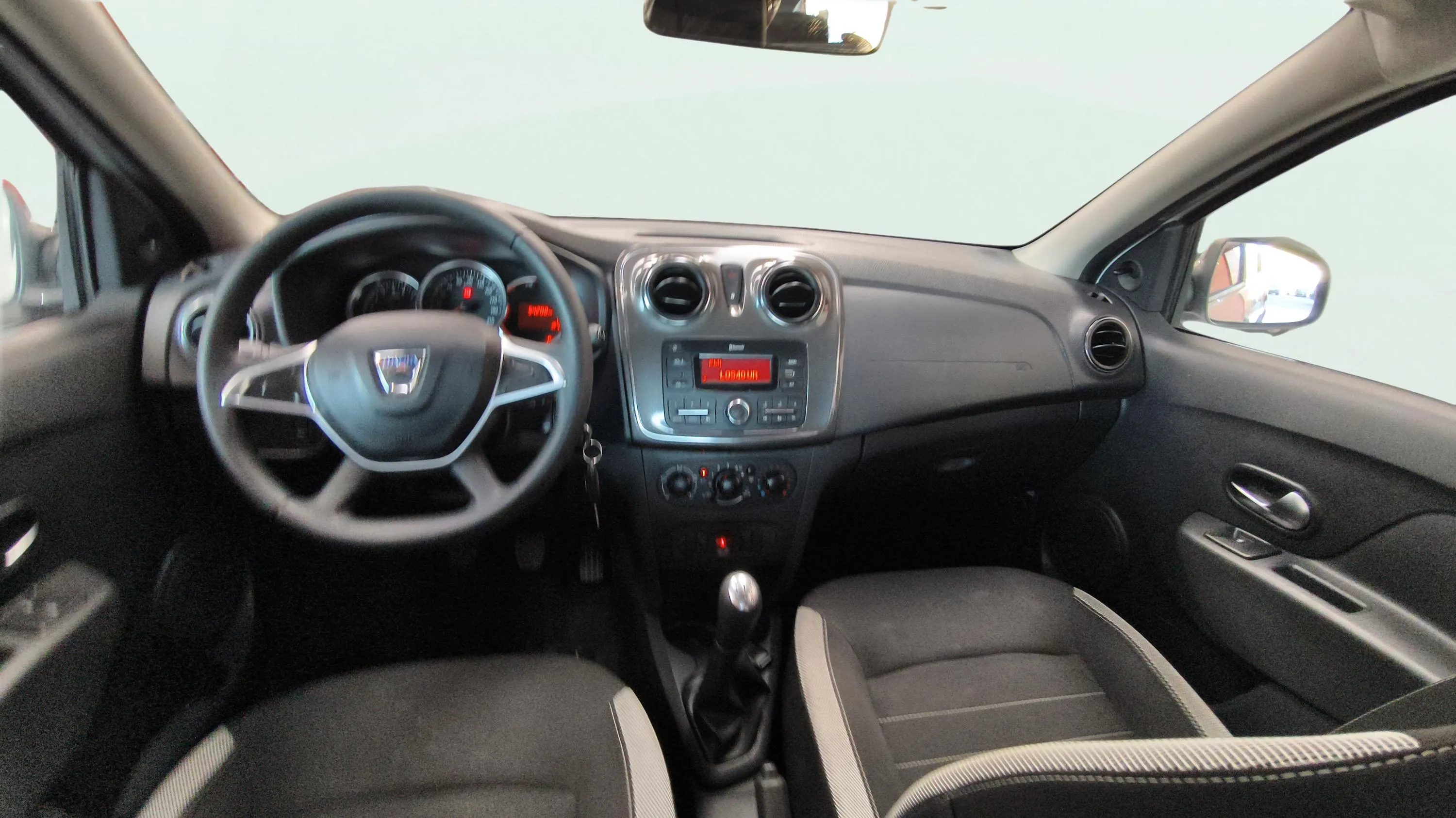 Dacia Sandero Comfort TCe - foto 6