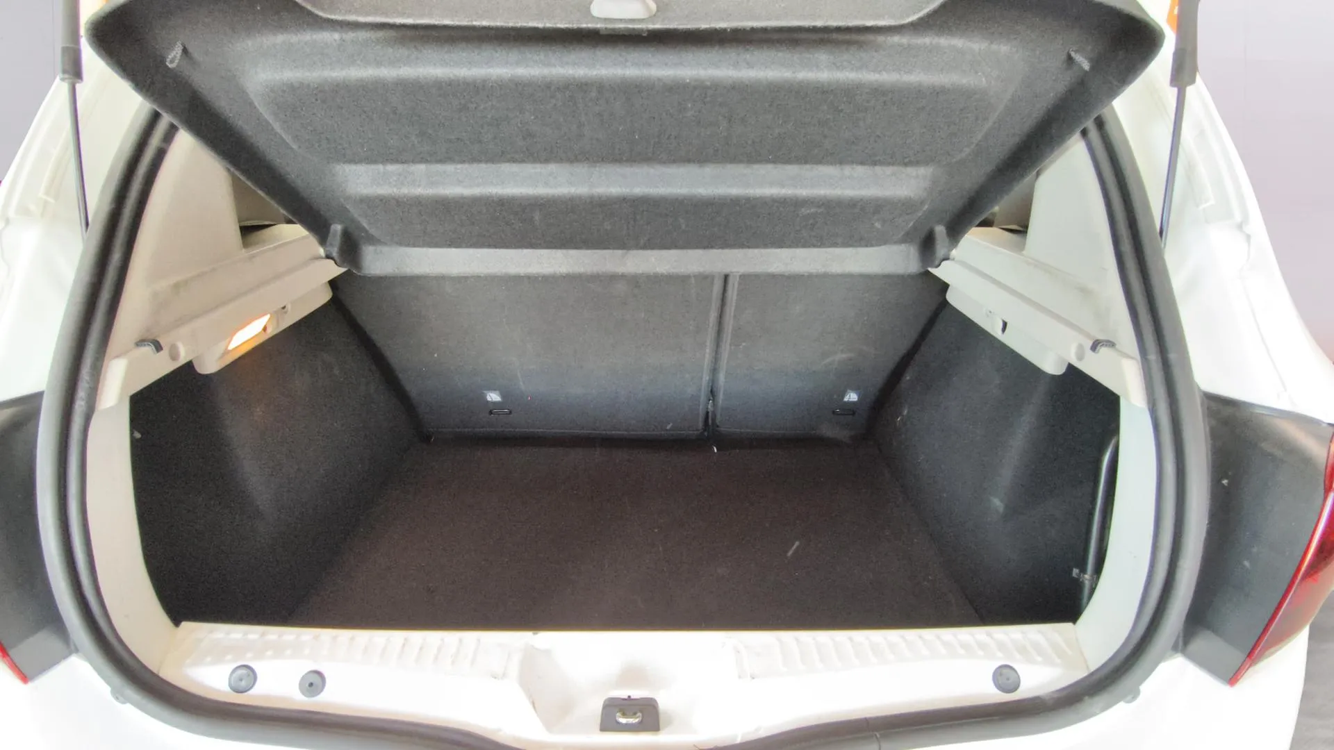 Dacia Sandero Comfort TCe - foto 13