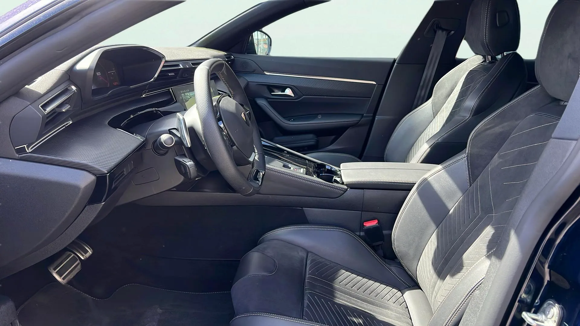 Peugeot 508 SW GT PureTech 130 EAT8 - foto 10