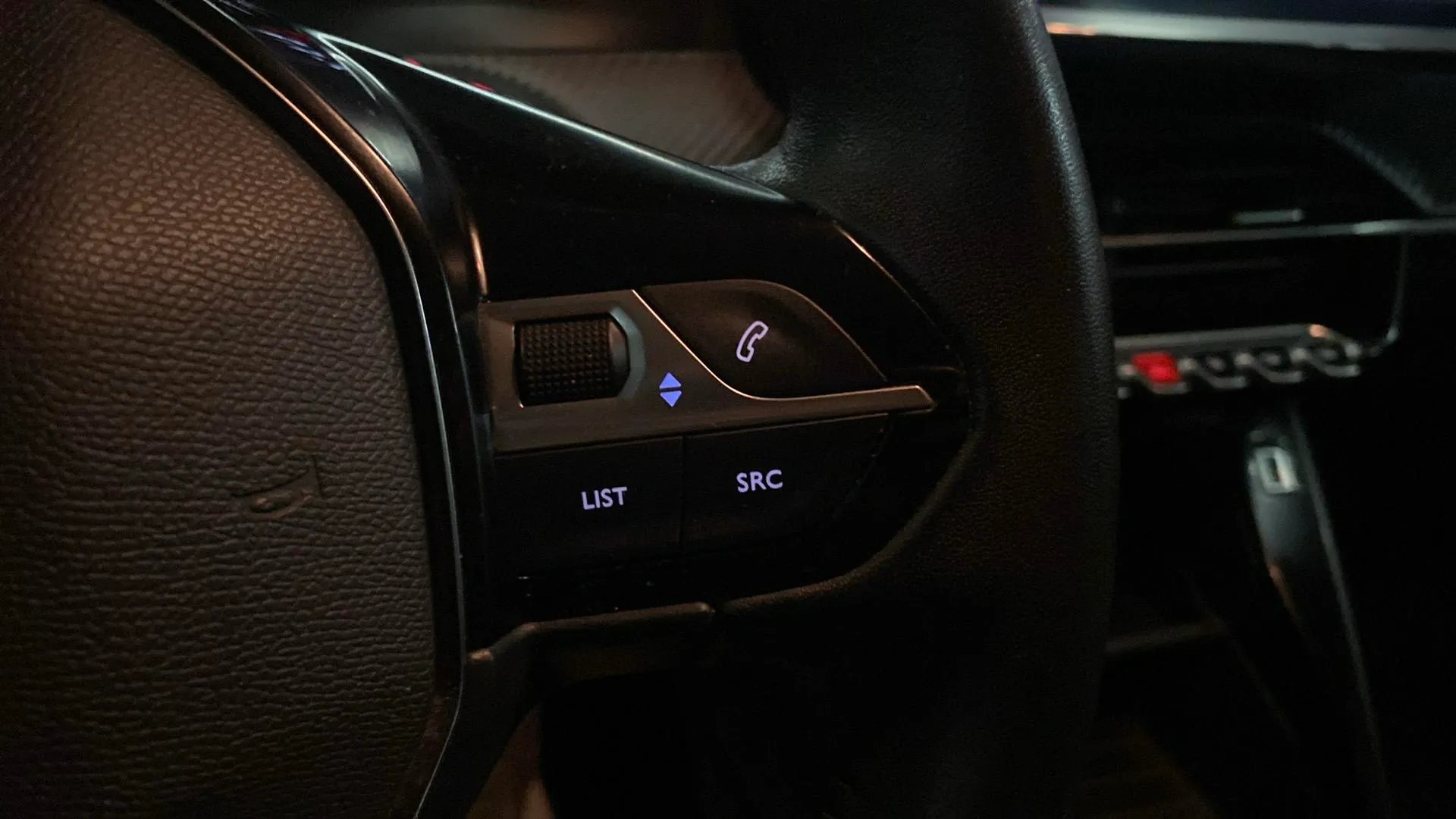 Peugeot 208 Active PureTech 100 - foto 12