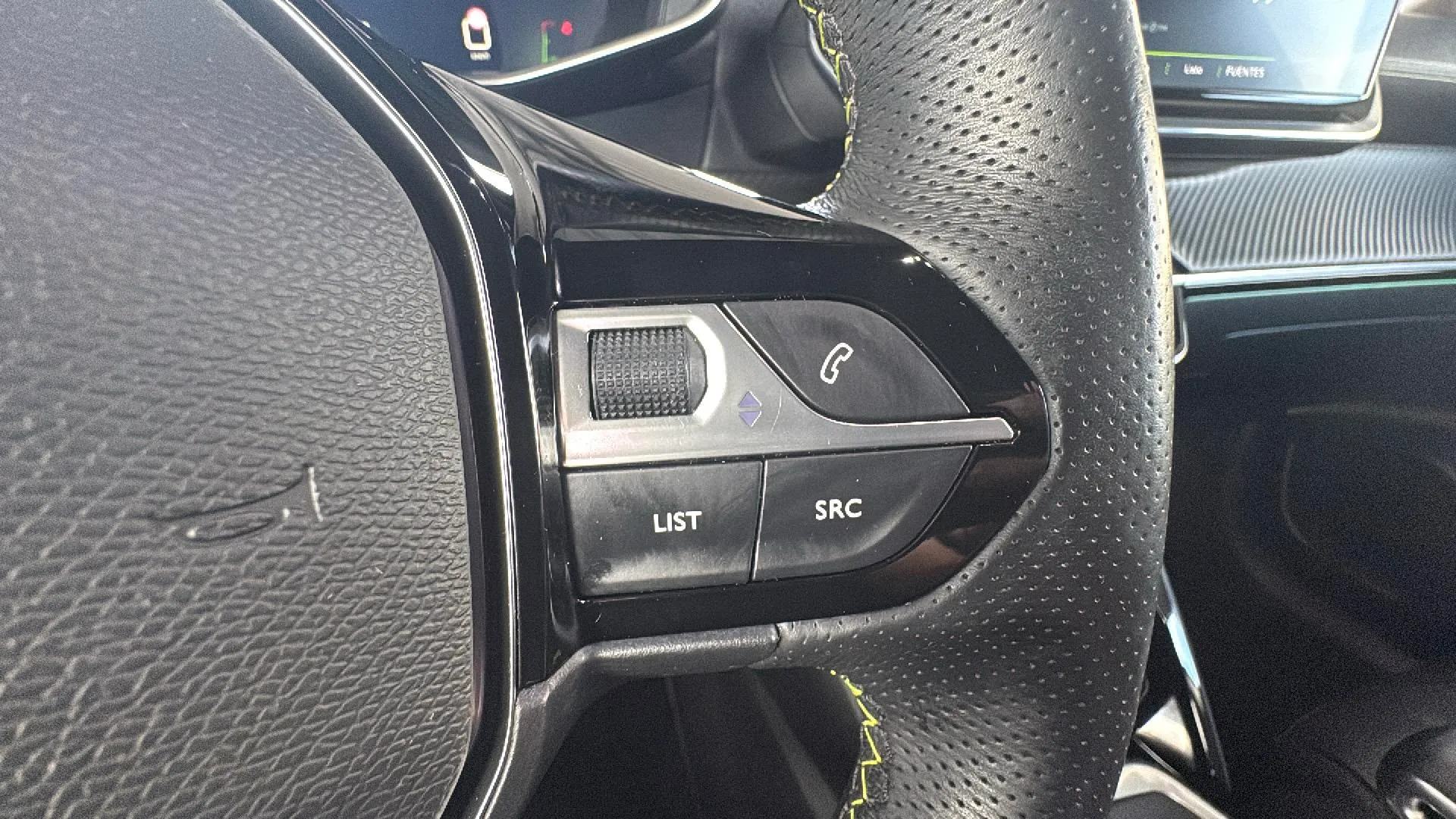 Peugeot 208 PureTech GT Pack - foto 13