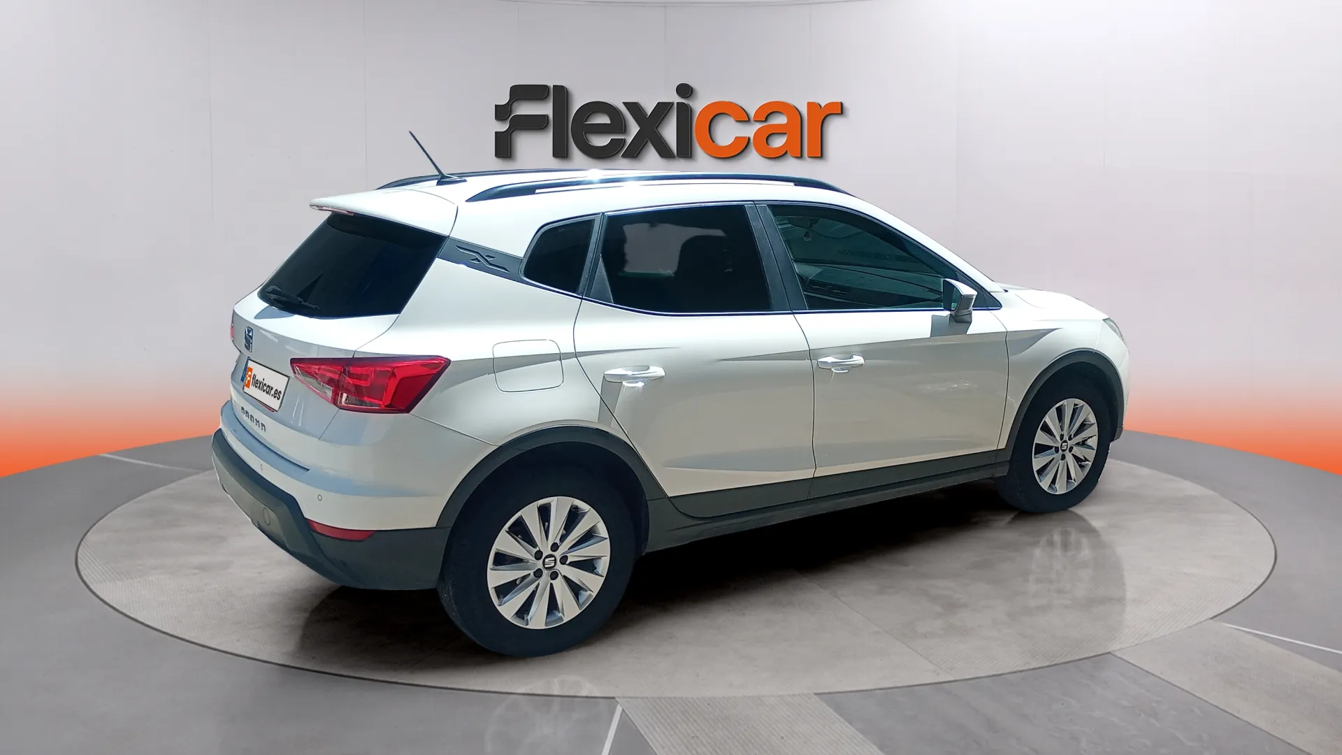 SEAT Arona 1.0 TSI Style Plus - foto 6