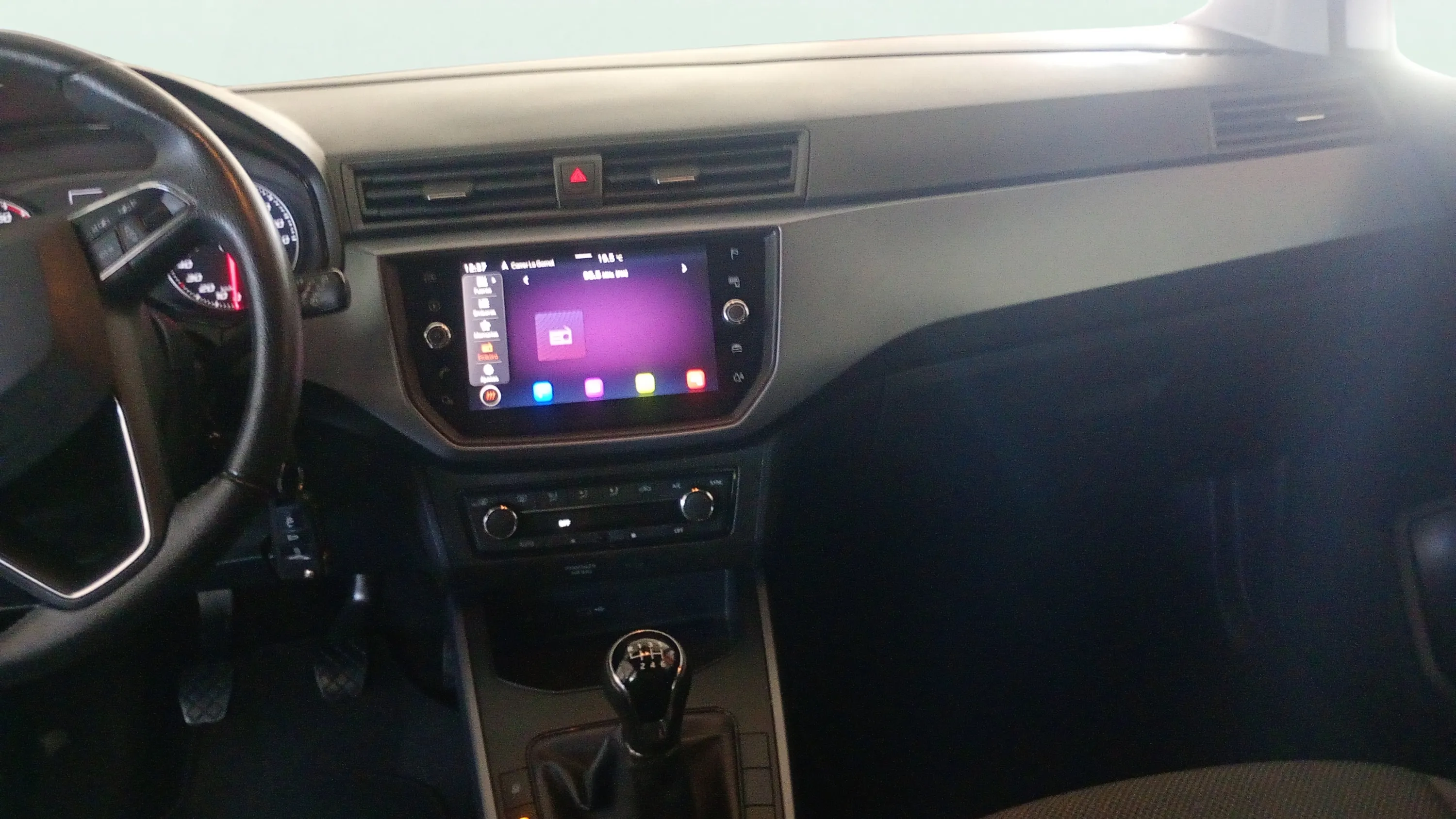SEAT Arona 1.0 TSI Style Plus - foto 12
