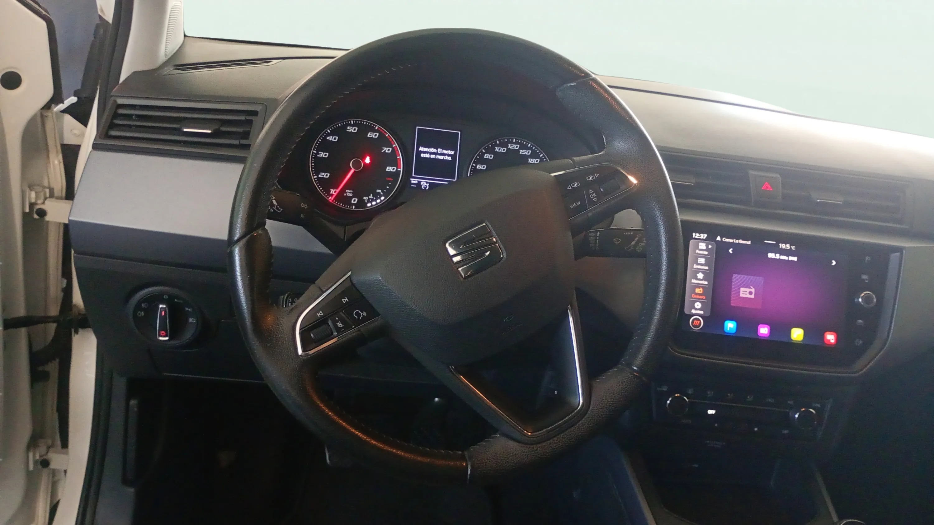 SEAT Arona 1.0 TSI Style Plus - foto 10