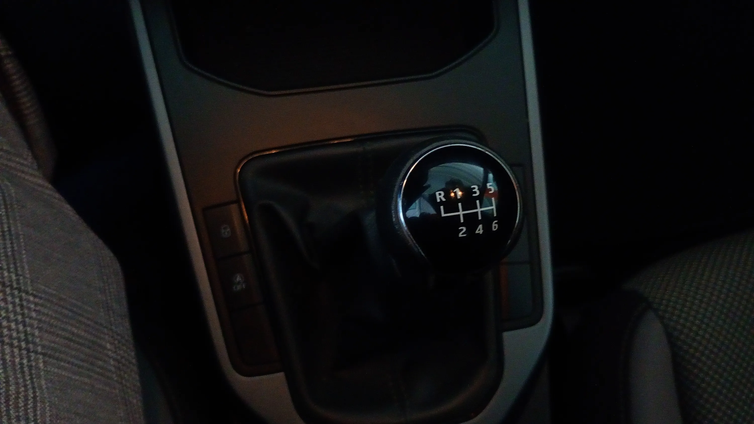 SEAT Arona 1.0 TSI Style Plus - foto 24