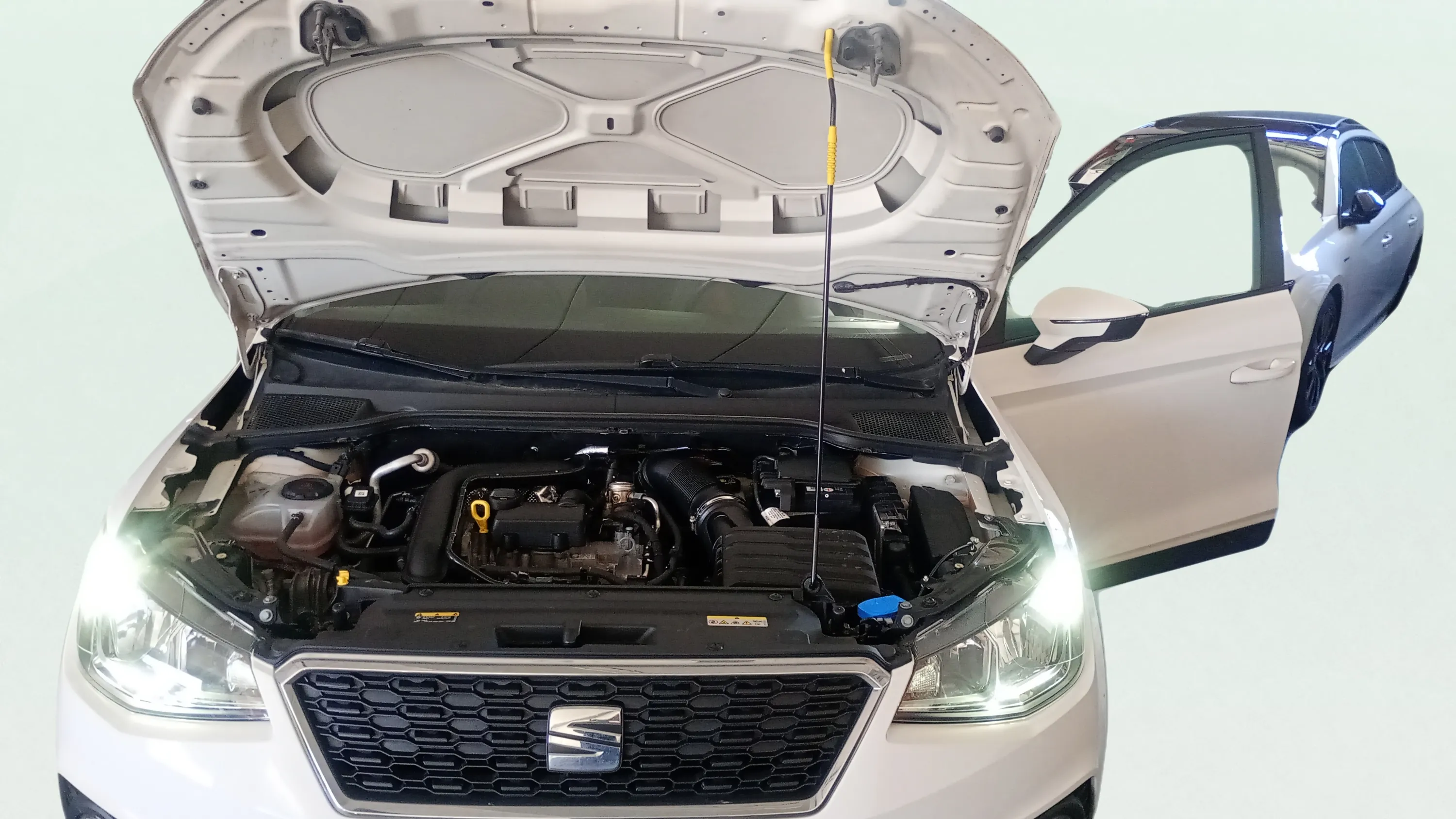 SEAT Arona 1.0 TSI Style Plus - foto 18