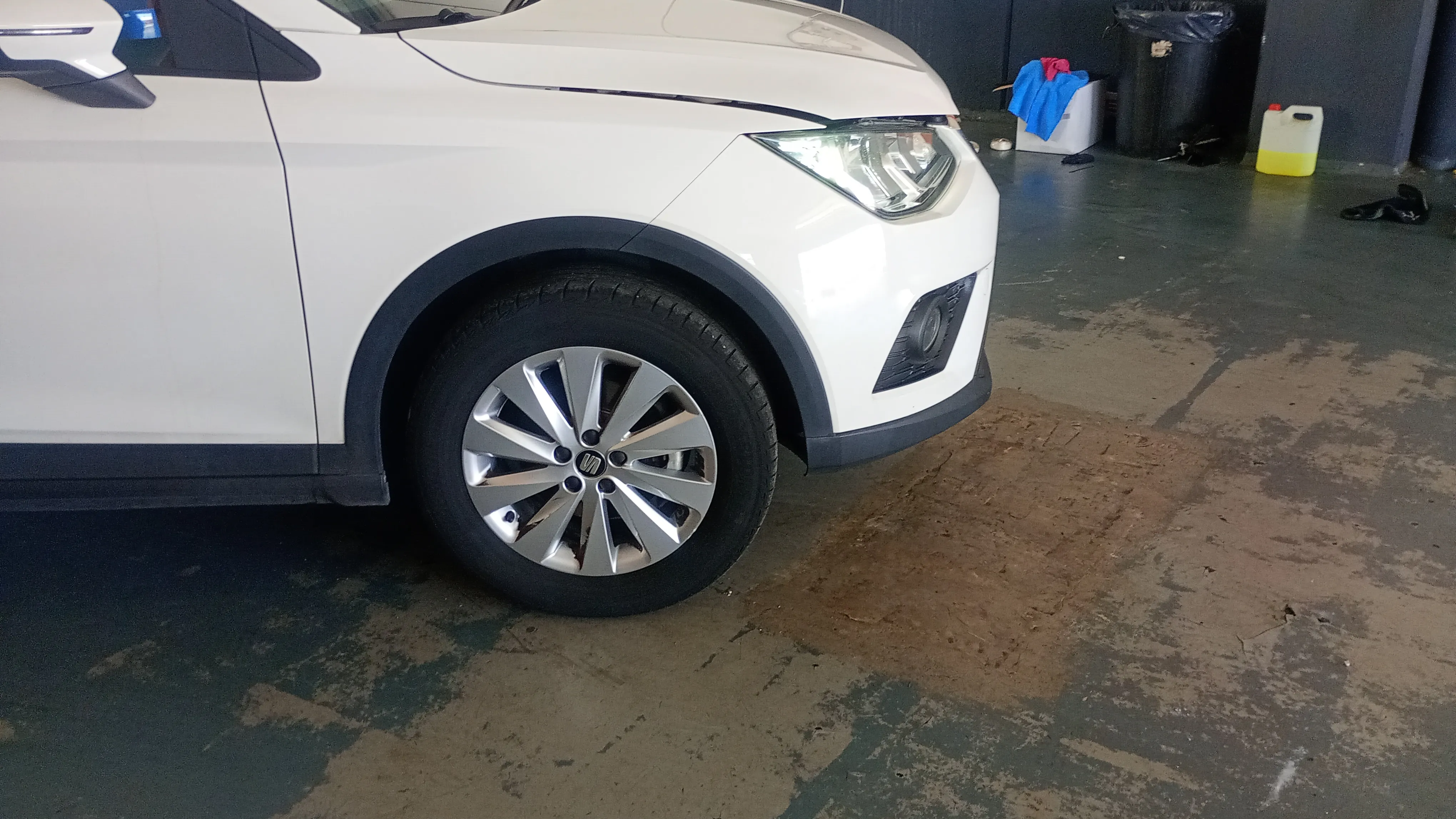 SEAT Arona 1.0 TSI Style Plus - foto 17