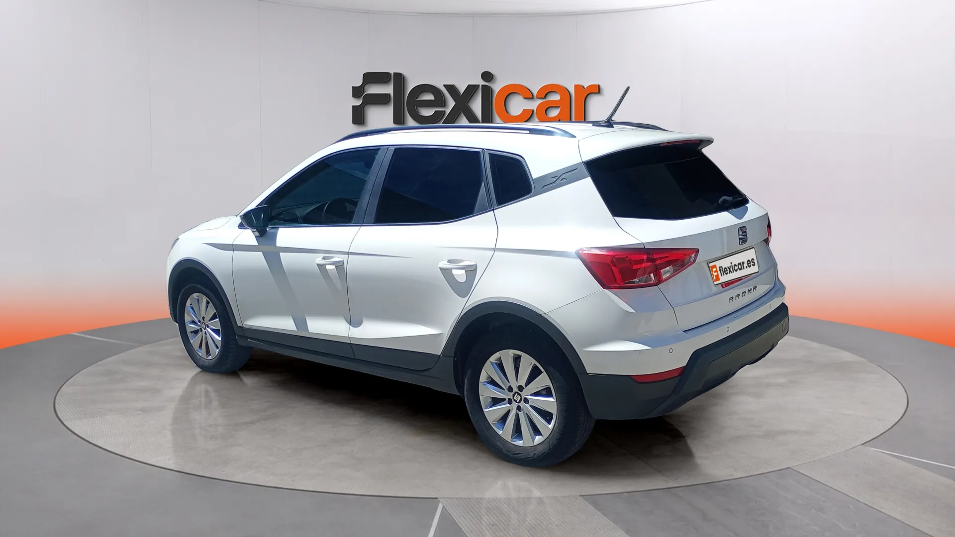 SEAT Arona 1.0 TSI Style Plus - foto 3