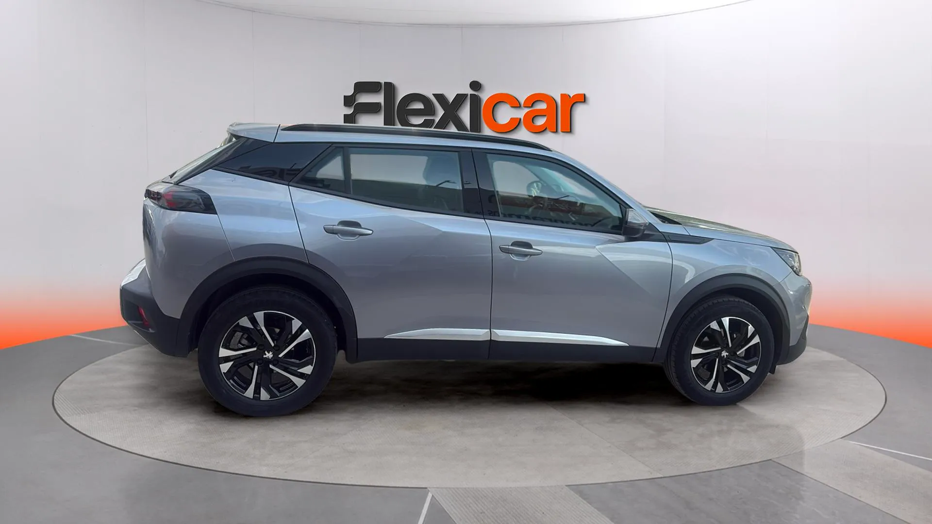 Peugeot 2008 Allure Pack PureTech 130 BVM6 - foto 10