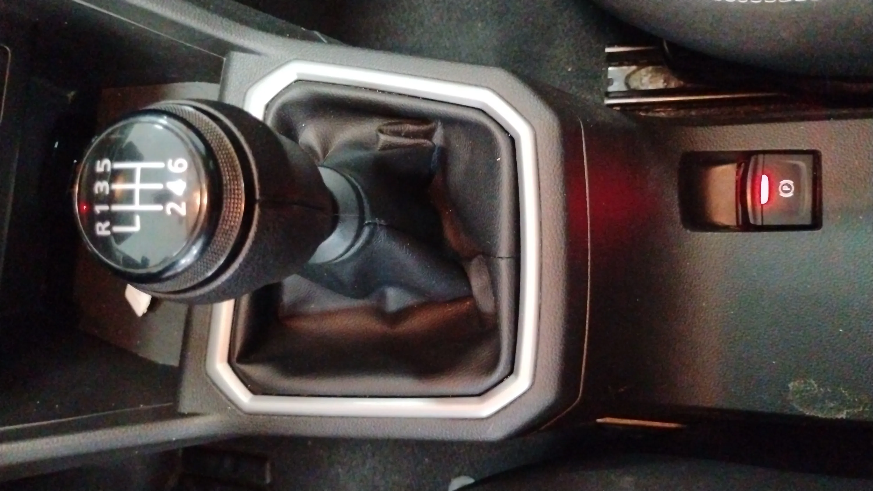 Dacia Sandero Stepway Expression TCe - foto 21