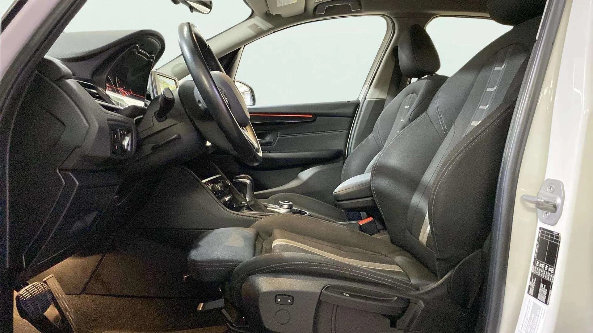 BMW Serie 2 Active Tourer 218d - foto 10