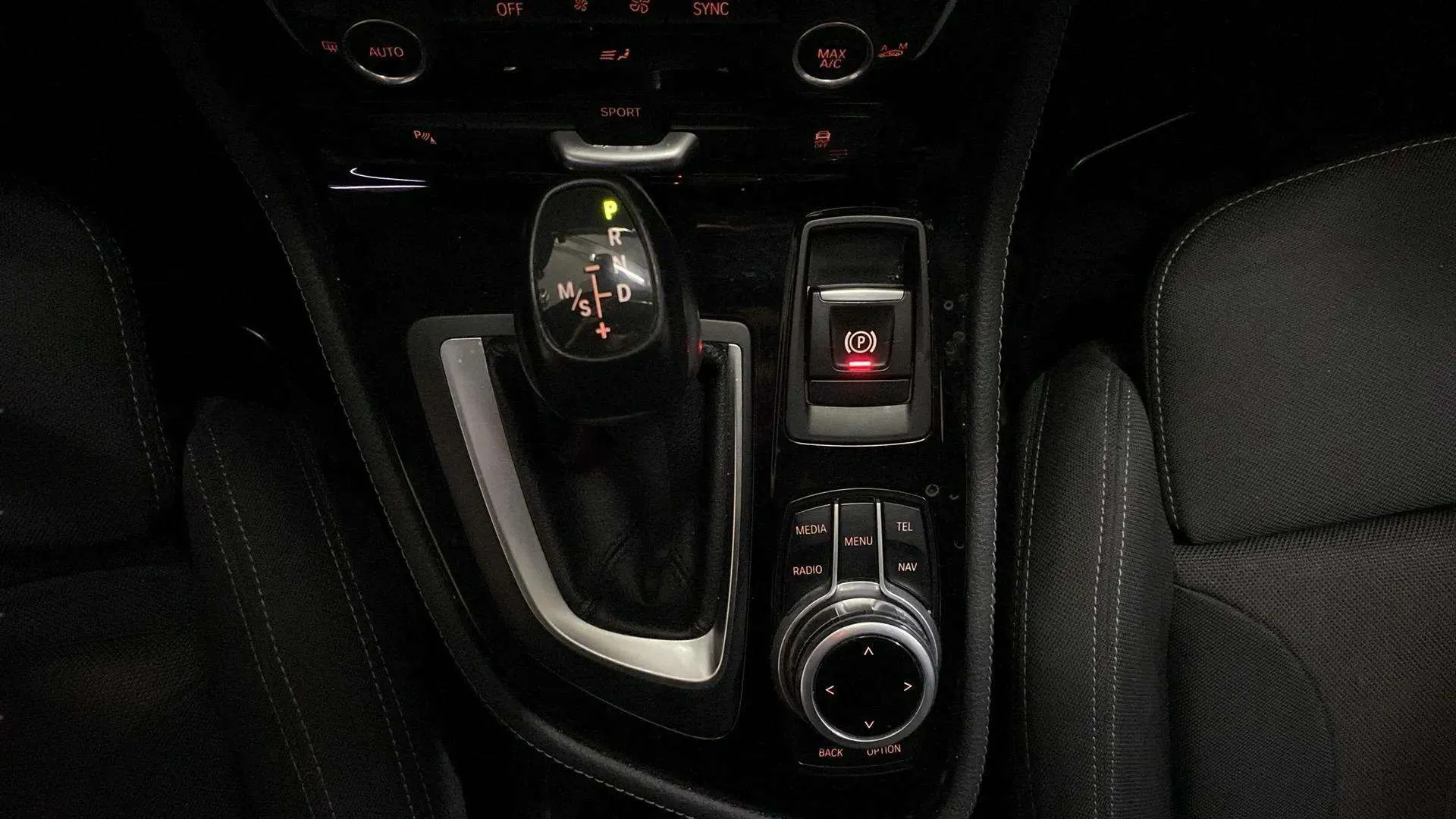 BMW Serie 2 Active Tourer 218d - foto 17