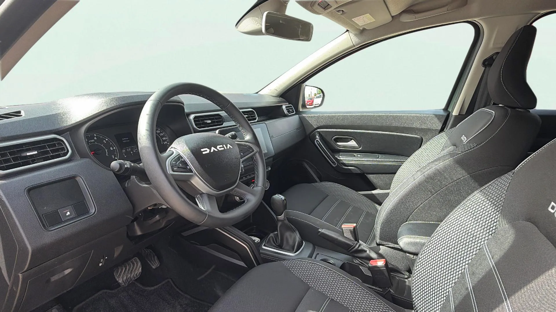Dacia Duster Expression TCe 4x2 - foto 12