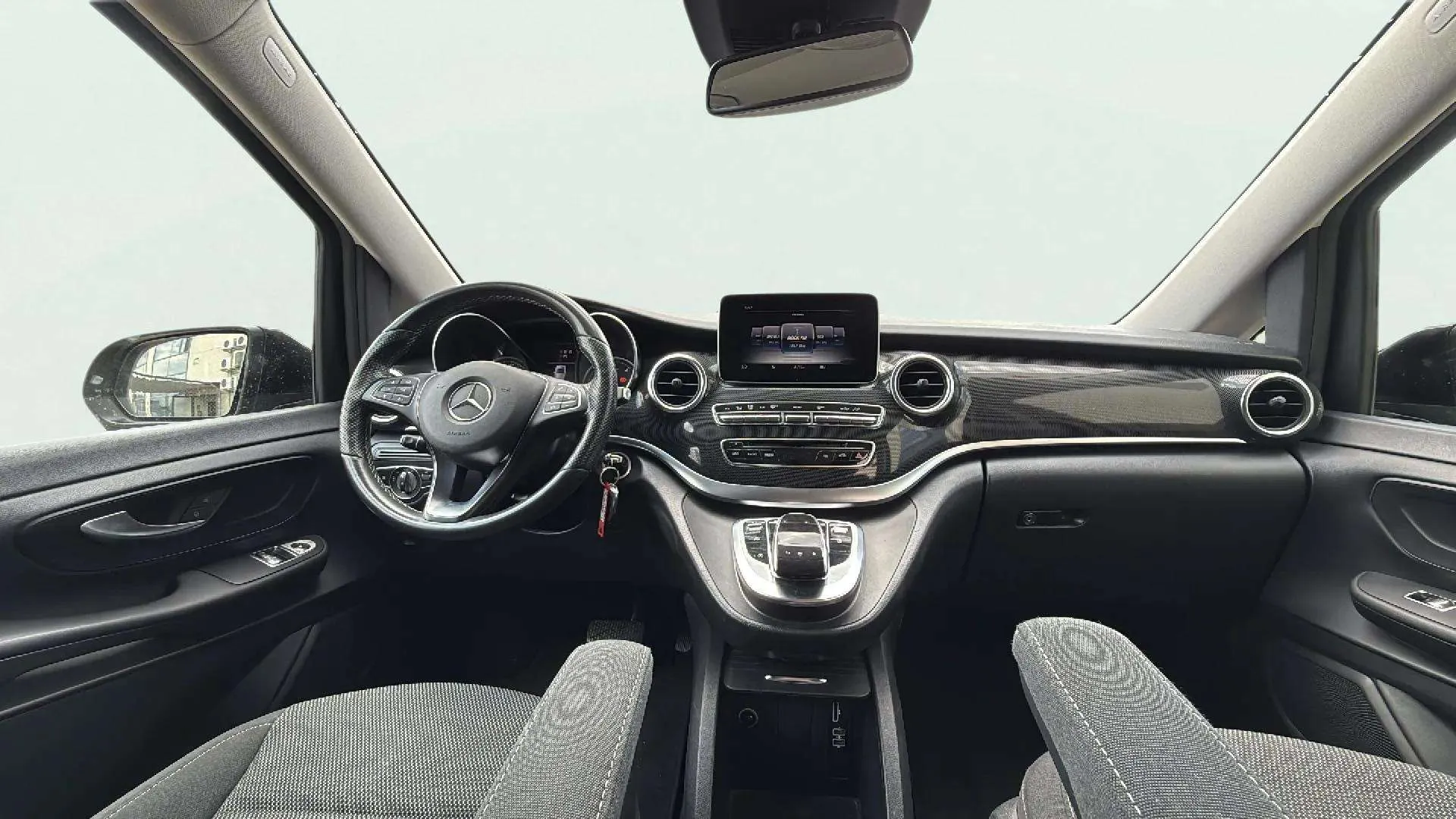 Mercedes-Benz Clase V 220 d Avantgarde Largo - foto 9