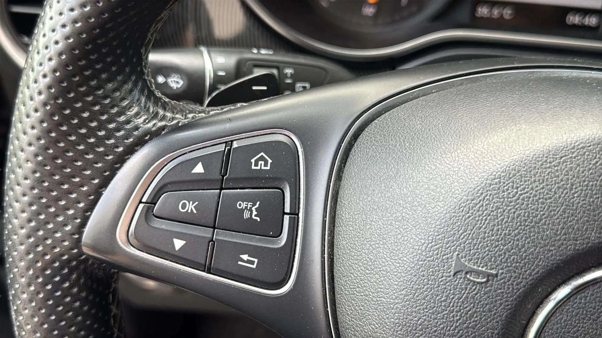 Mercedes-Benz Clase V 220 d Avantgarde Largo - foto 22