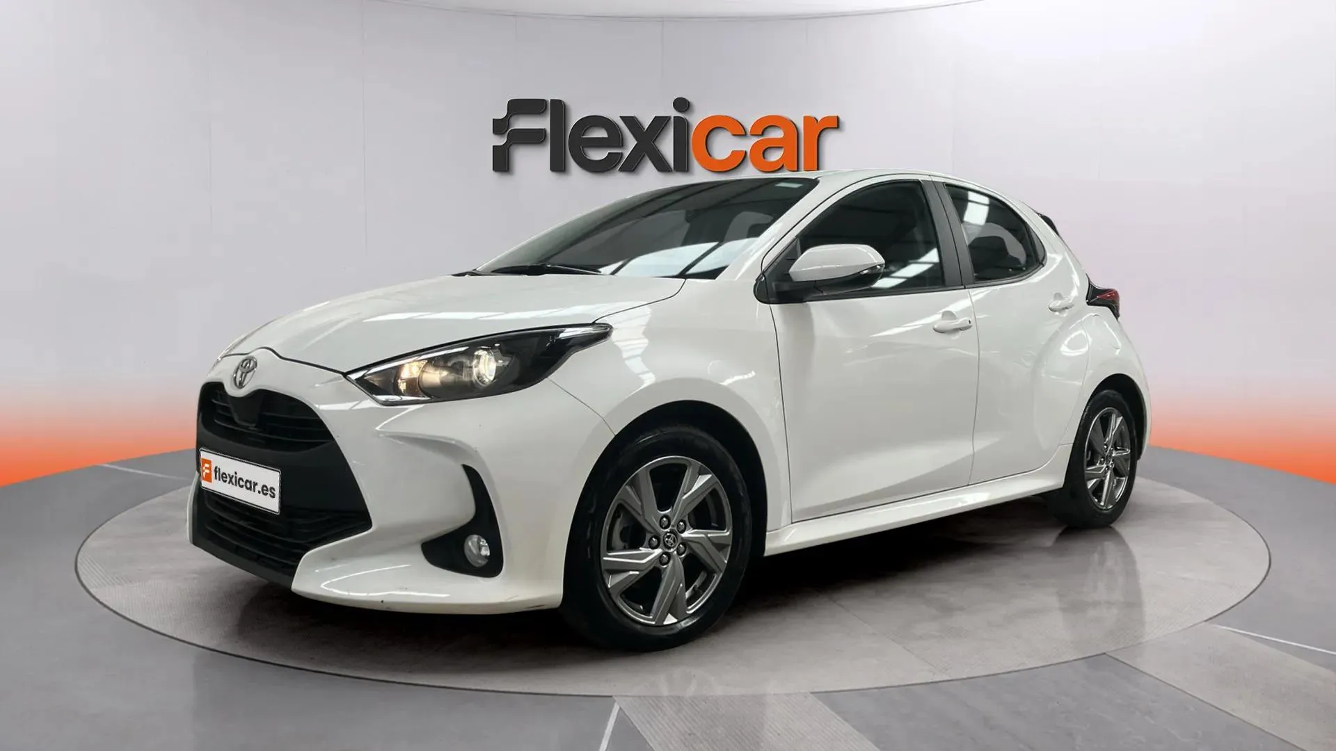 Toyota Yaris 1.5 120H Active Plus - foto 3