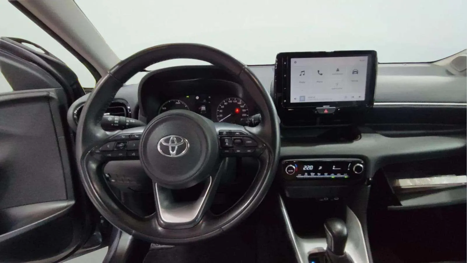 Toyota Yaris 1.5 120H Active Plus - foto 10