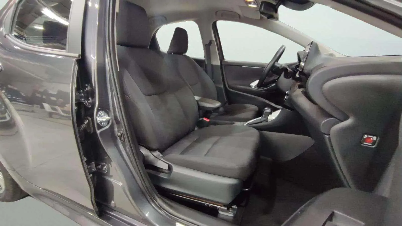 Toyota Yaris 1.5 120H Active Plus - foto 20