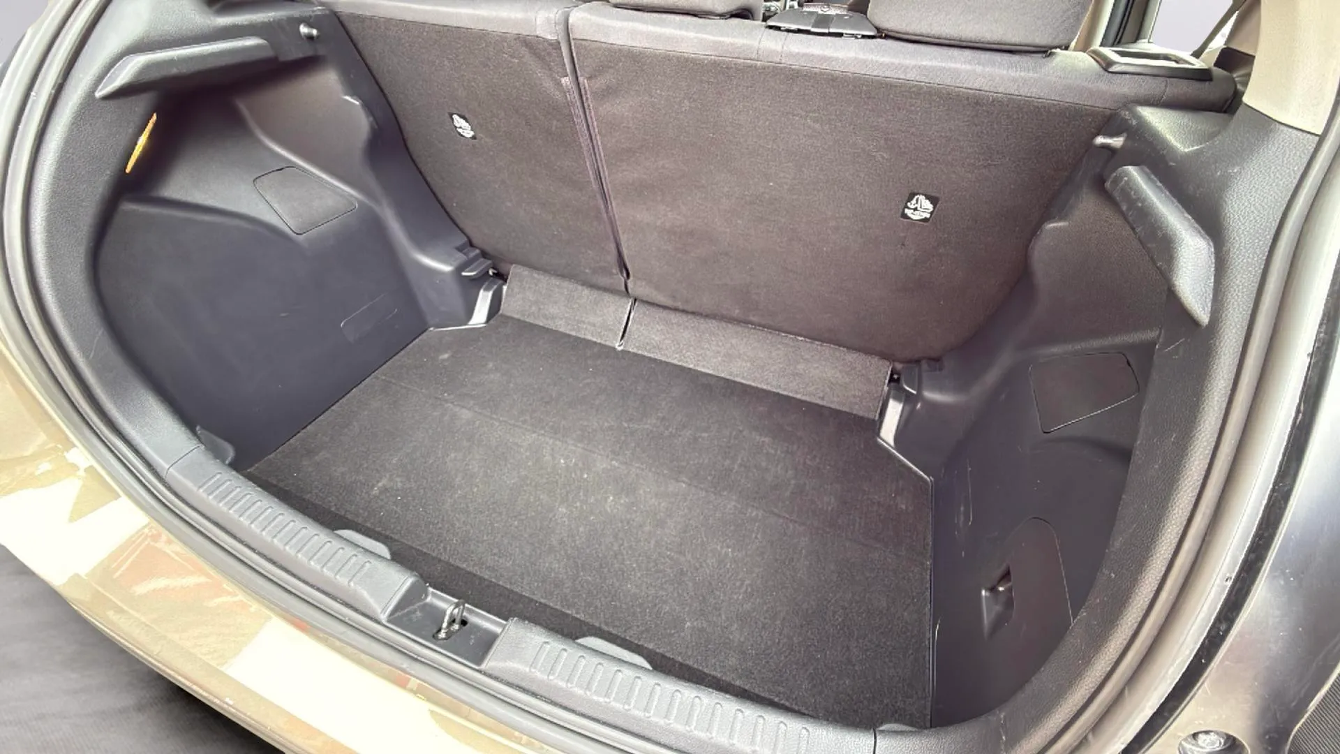 Toyota Yaris 1.5 120H Active Plus - foto 15