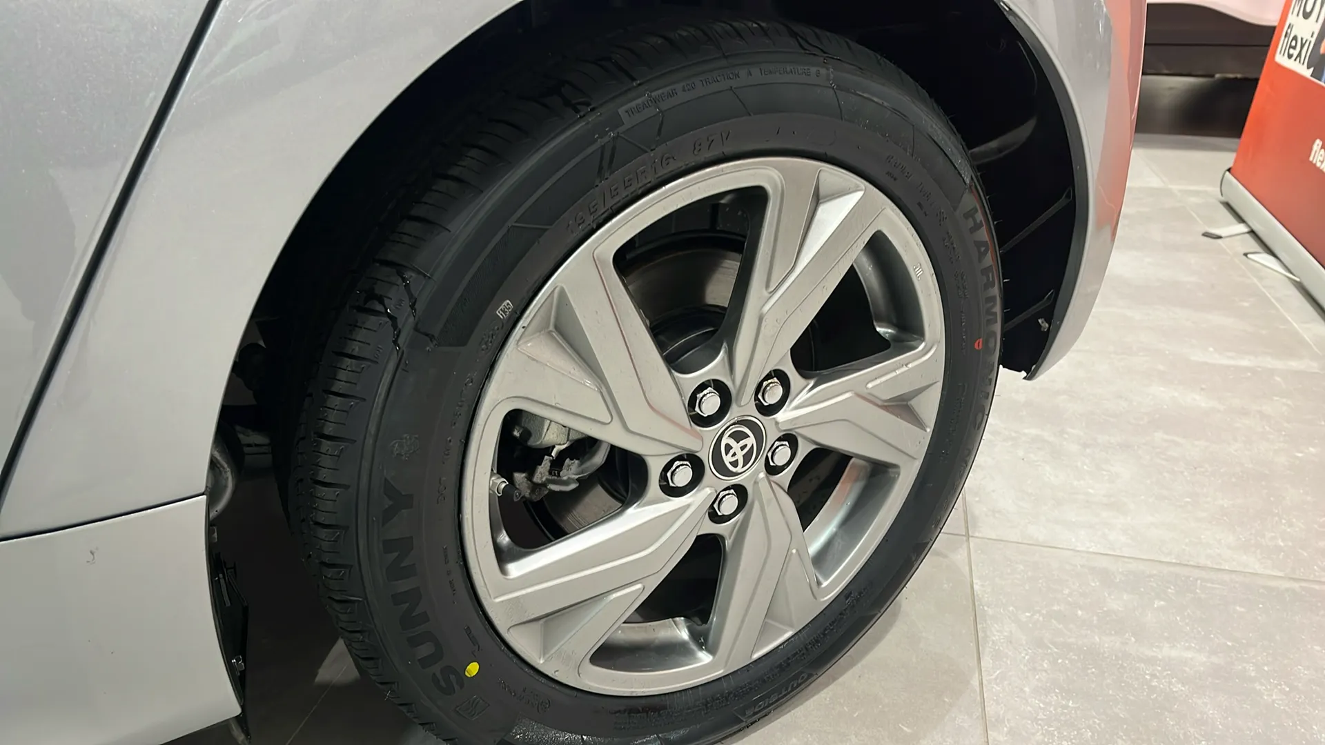 Toyota Yaris 1.5 120H Active Plus - foto 22