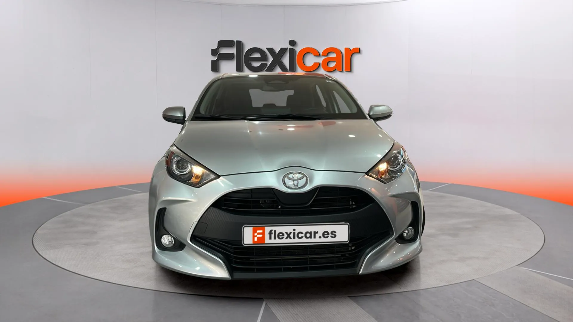 Toyota Yaris 1.5 120H Active Plus - foto 2