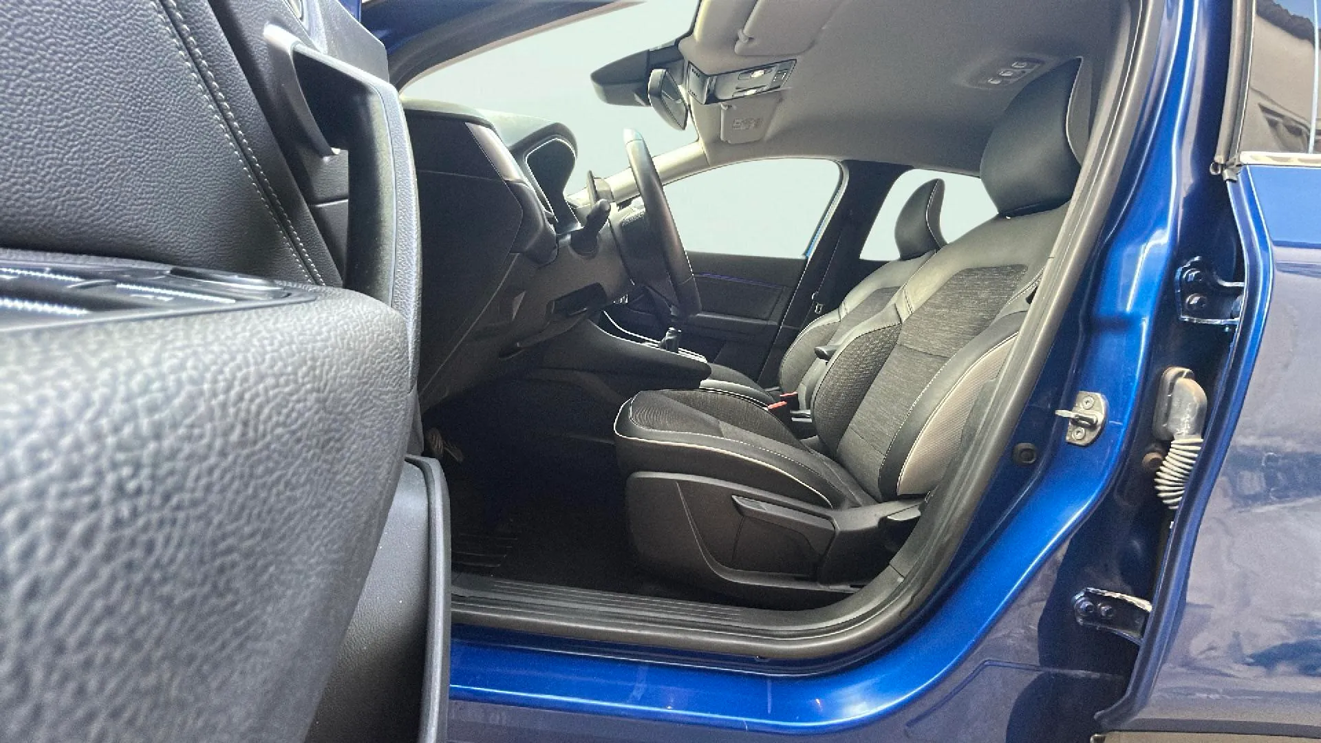 Renault Captur techno TCe - foto 14