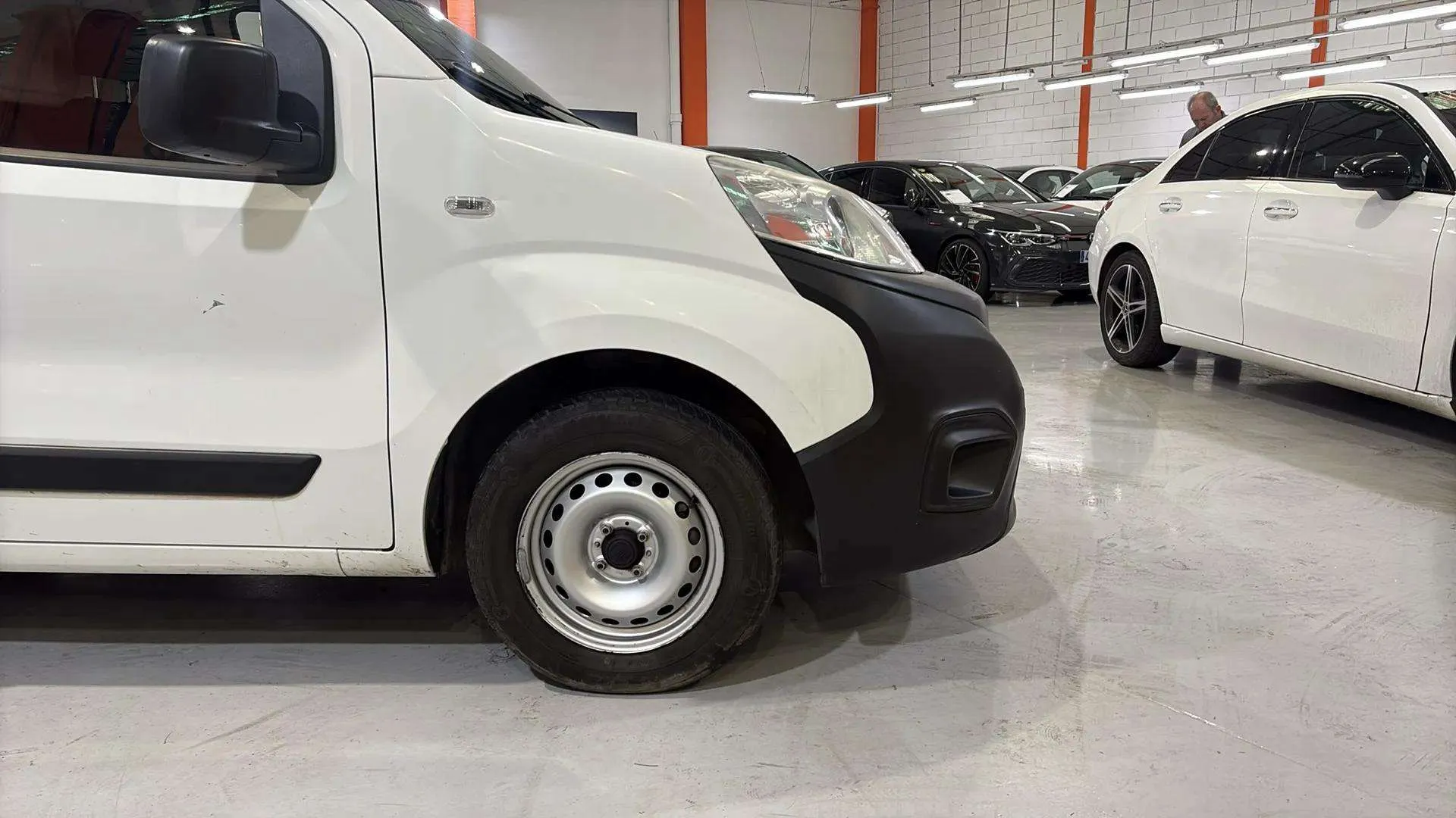 Fiat Fiorino Combi Adventure 1.3 Mjt 5plazas E5+ - foto 17