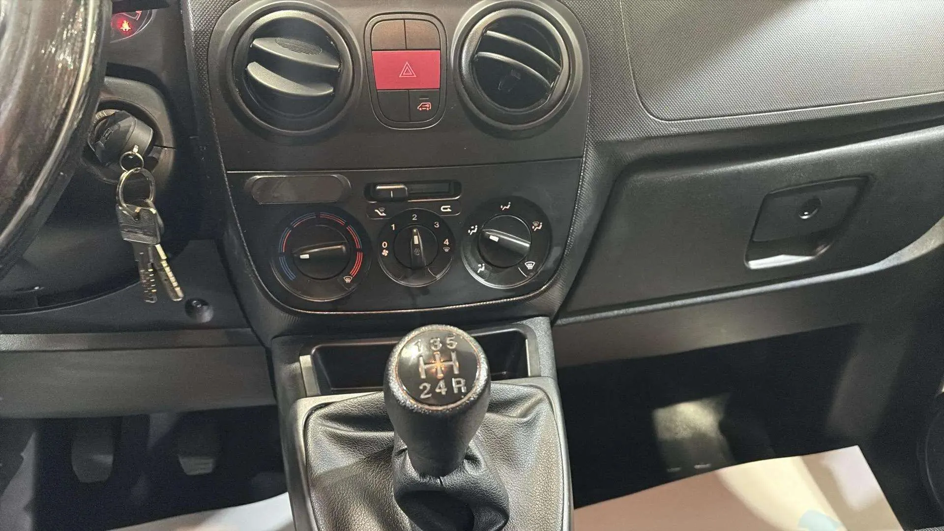 Fiat Fiorino Combi Adventure 1.3 Mjt 5plazas E5+ - foto 11