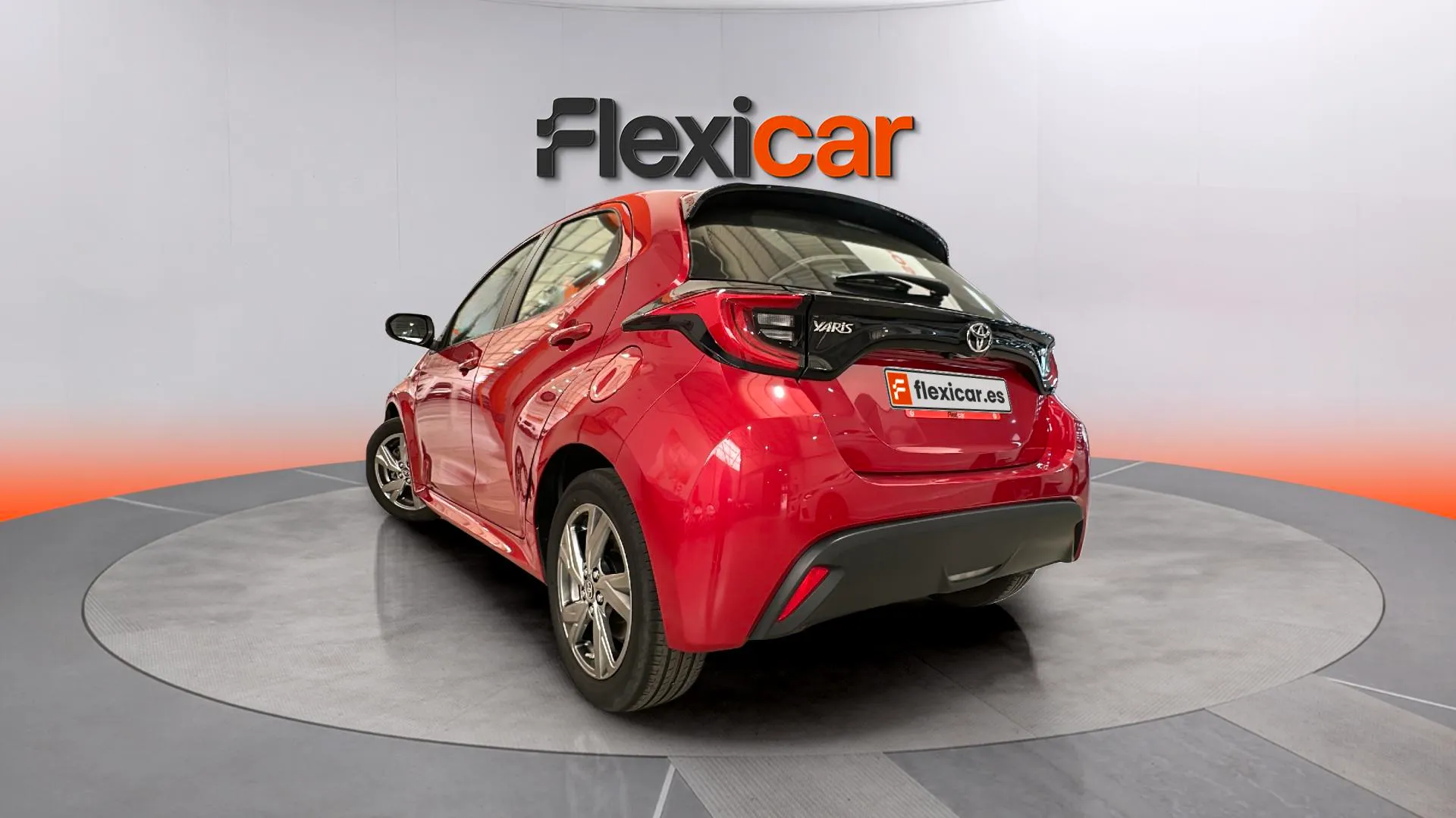 Toyota Yaris 1.5 120H Active Plus - foto 5