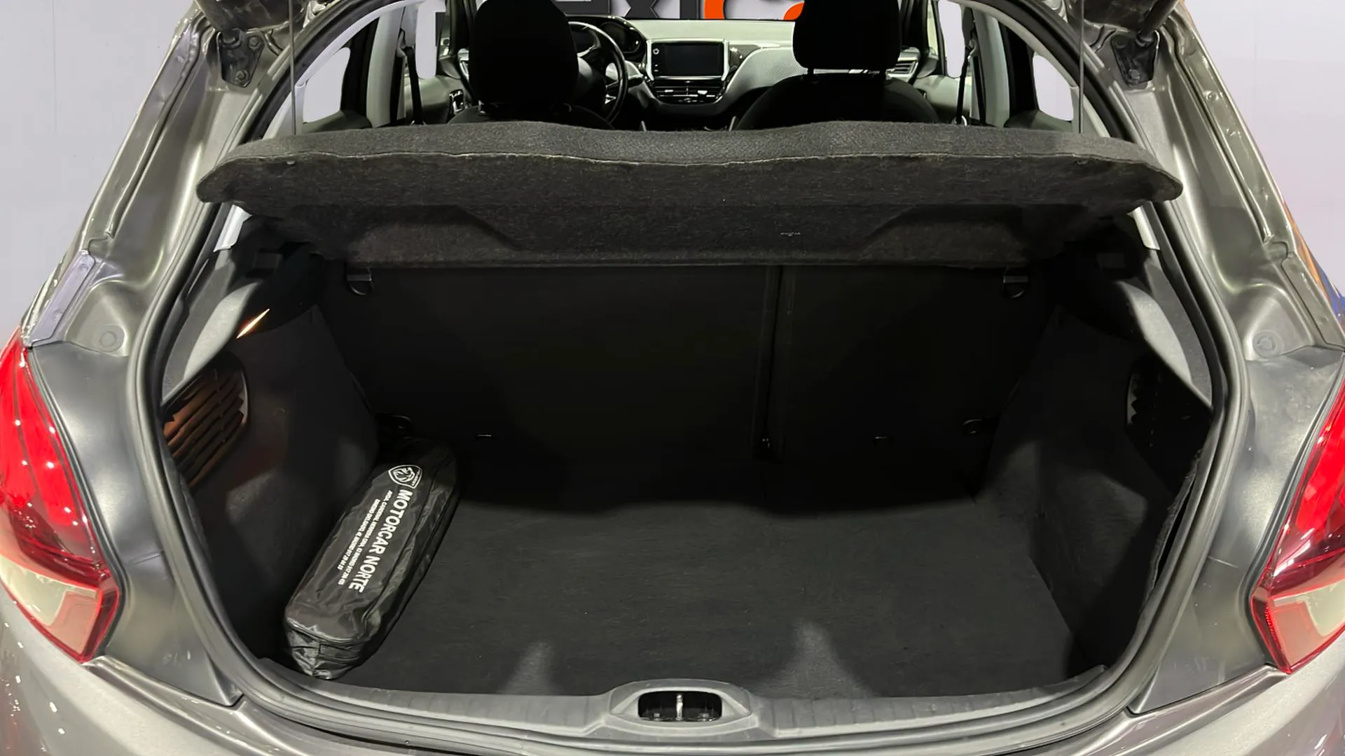 Peugeot 208 Tech Edition1.2L PureTech - foto 9
