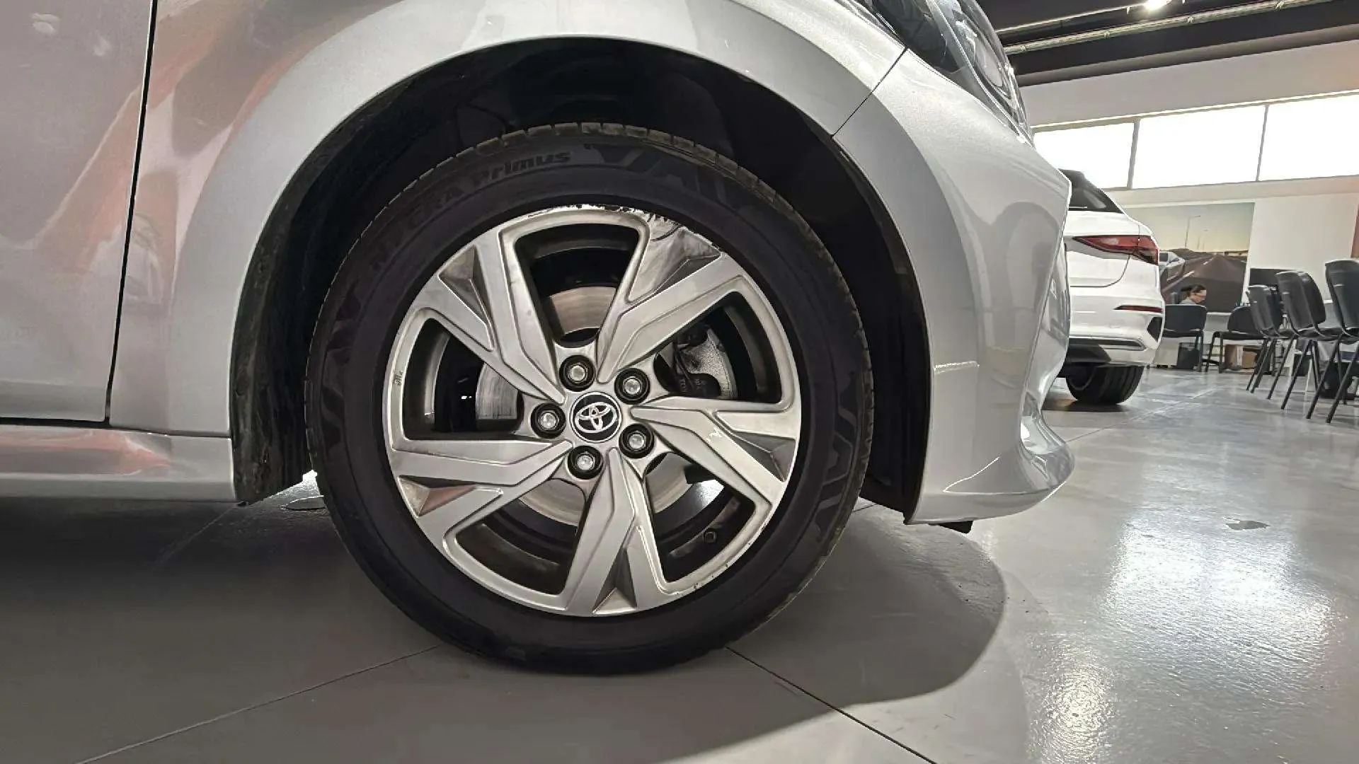 Toyota Yaris 1.5 120H Active Plus - foto 28