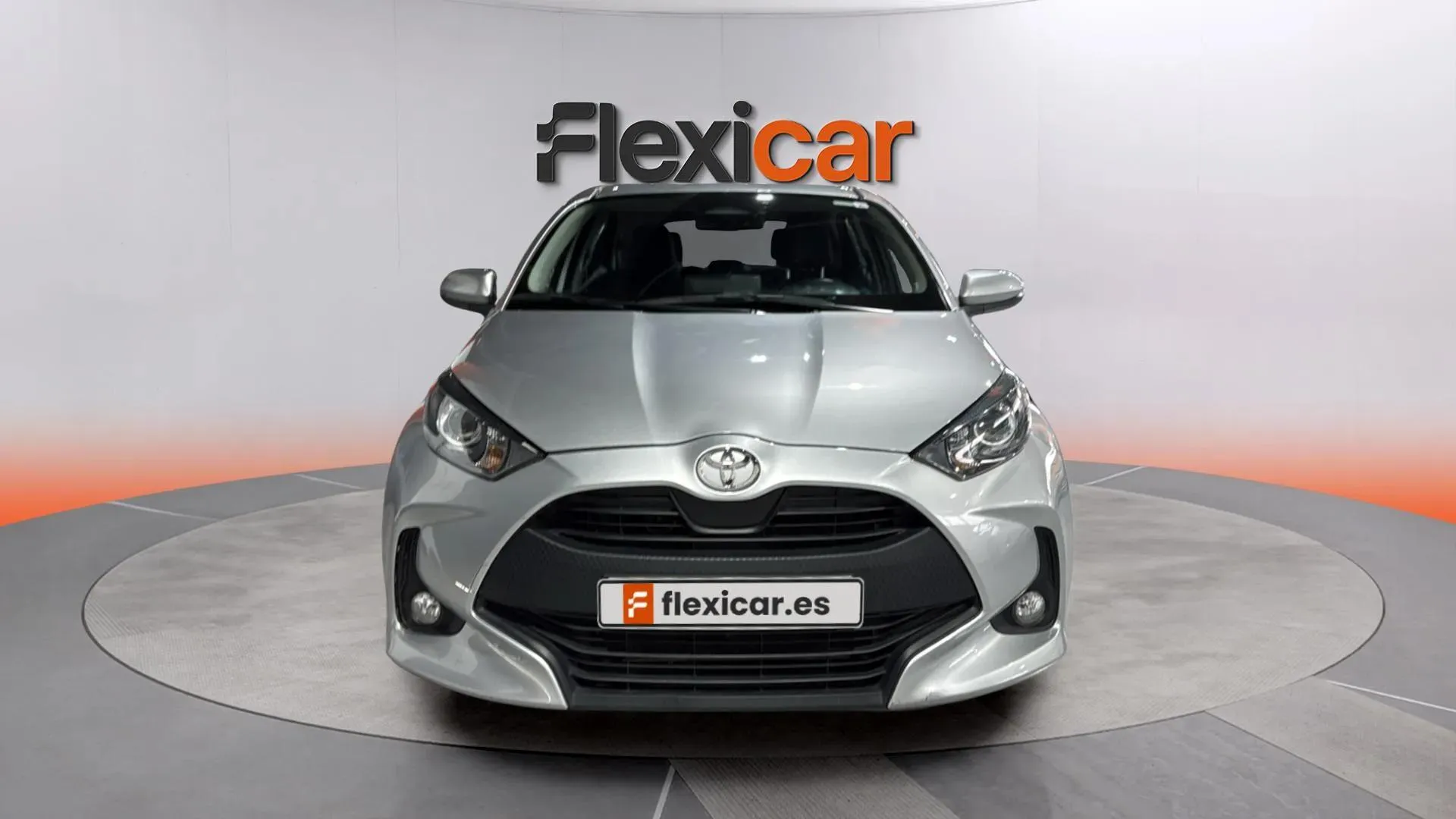 Toyota Yaris 1.5 120H Active Plus - foto 2