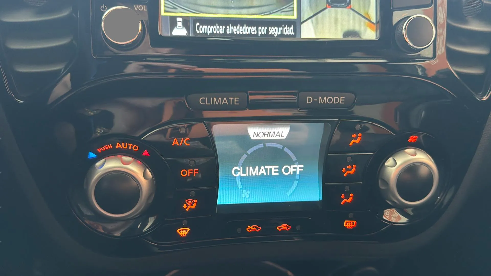 Nissan Juke G E6D-Temp CVT N-Connecta - foto 16