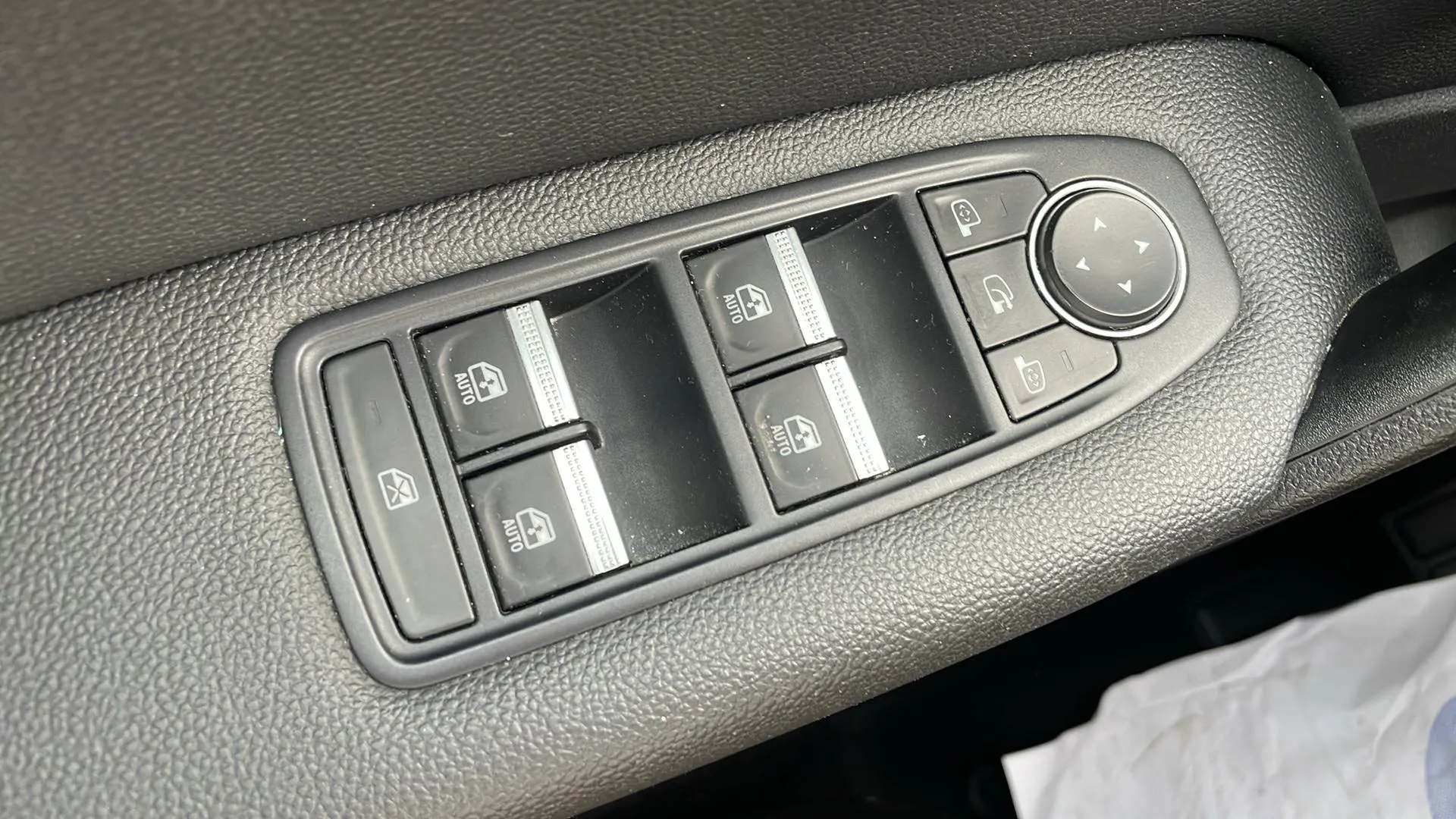 Renault Captur techno TCe - foto 35