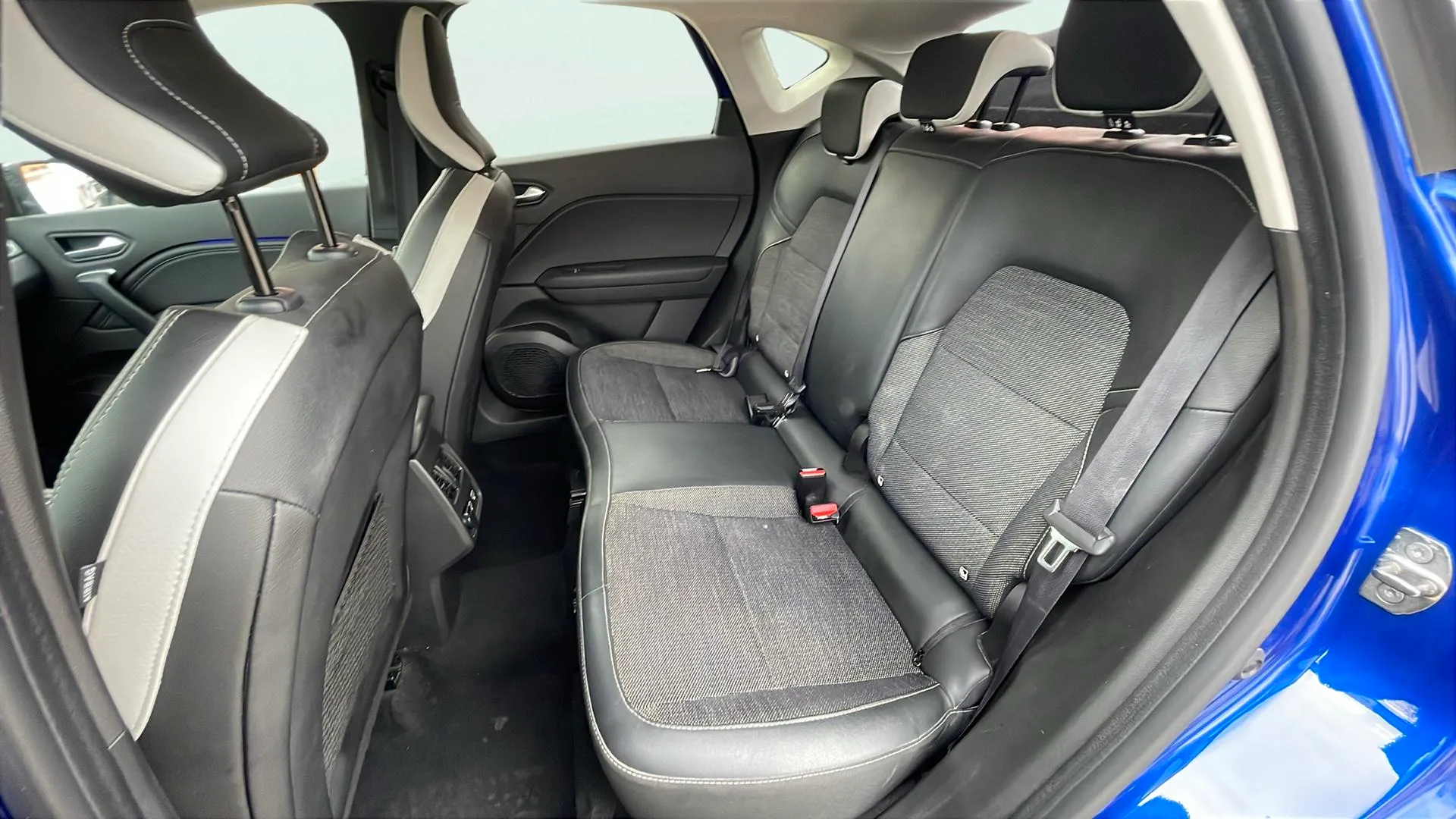 Renault Captur techno TCe - foto 15