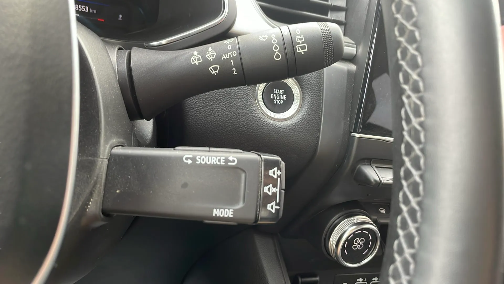 Renault Captur techno TCe - foto 30