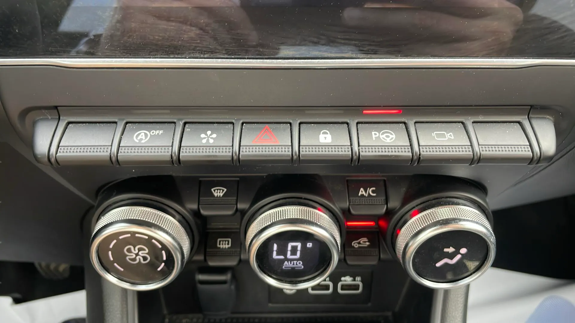 Renault Captur techno TCe - foto 38