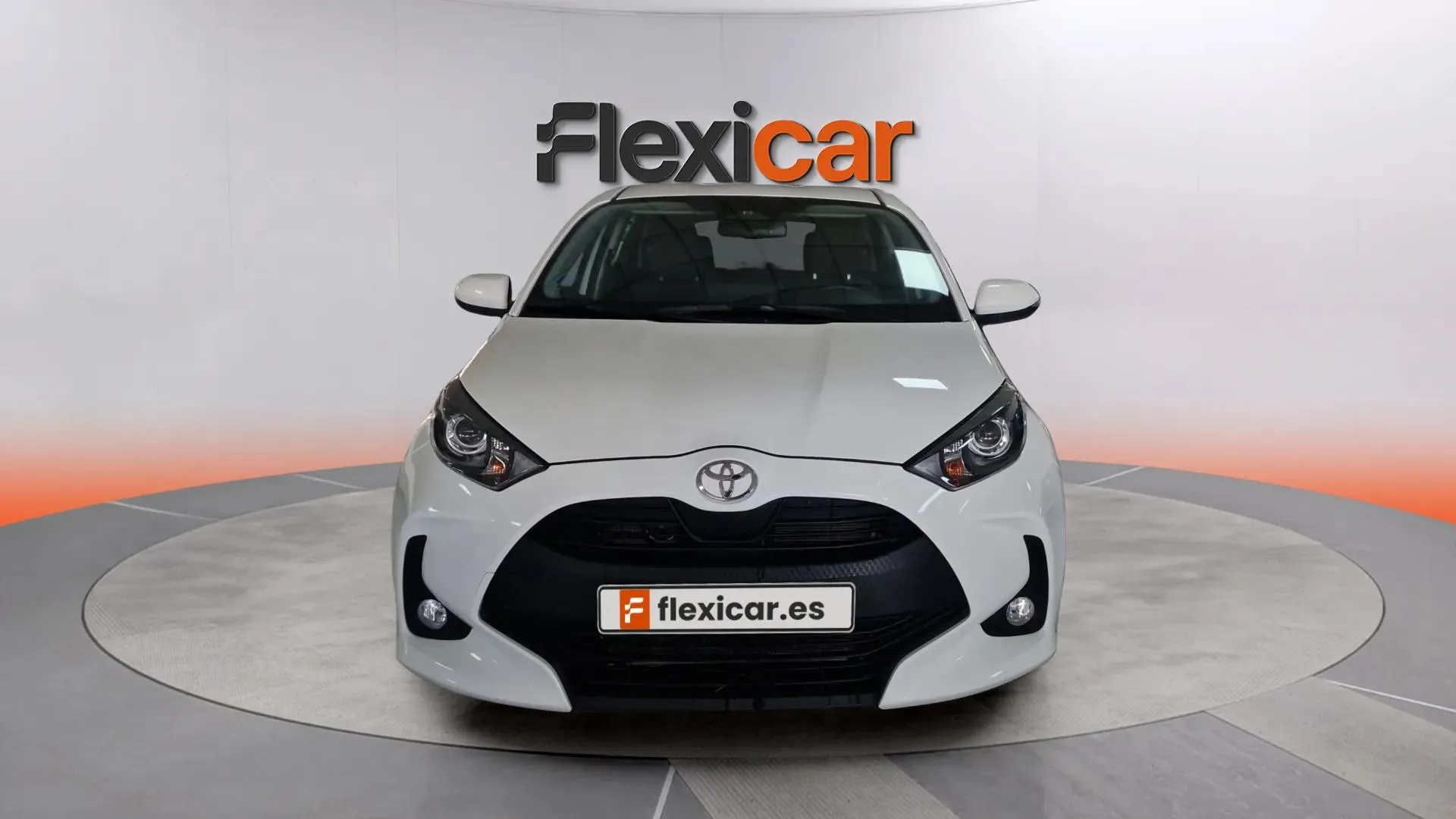 Toyota Yaris 1.5 120H Active Plus - foto 2