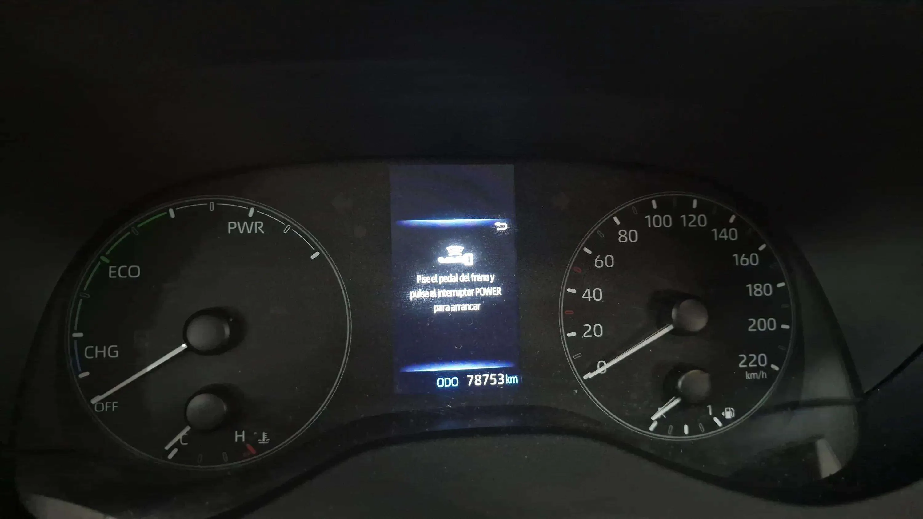 Toyota Yaris 1.5 120H Active Plus - foto 9