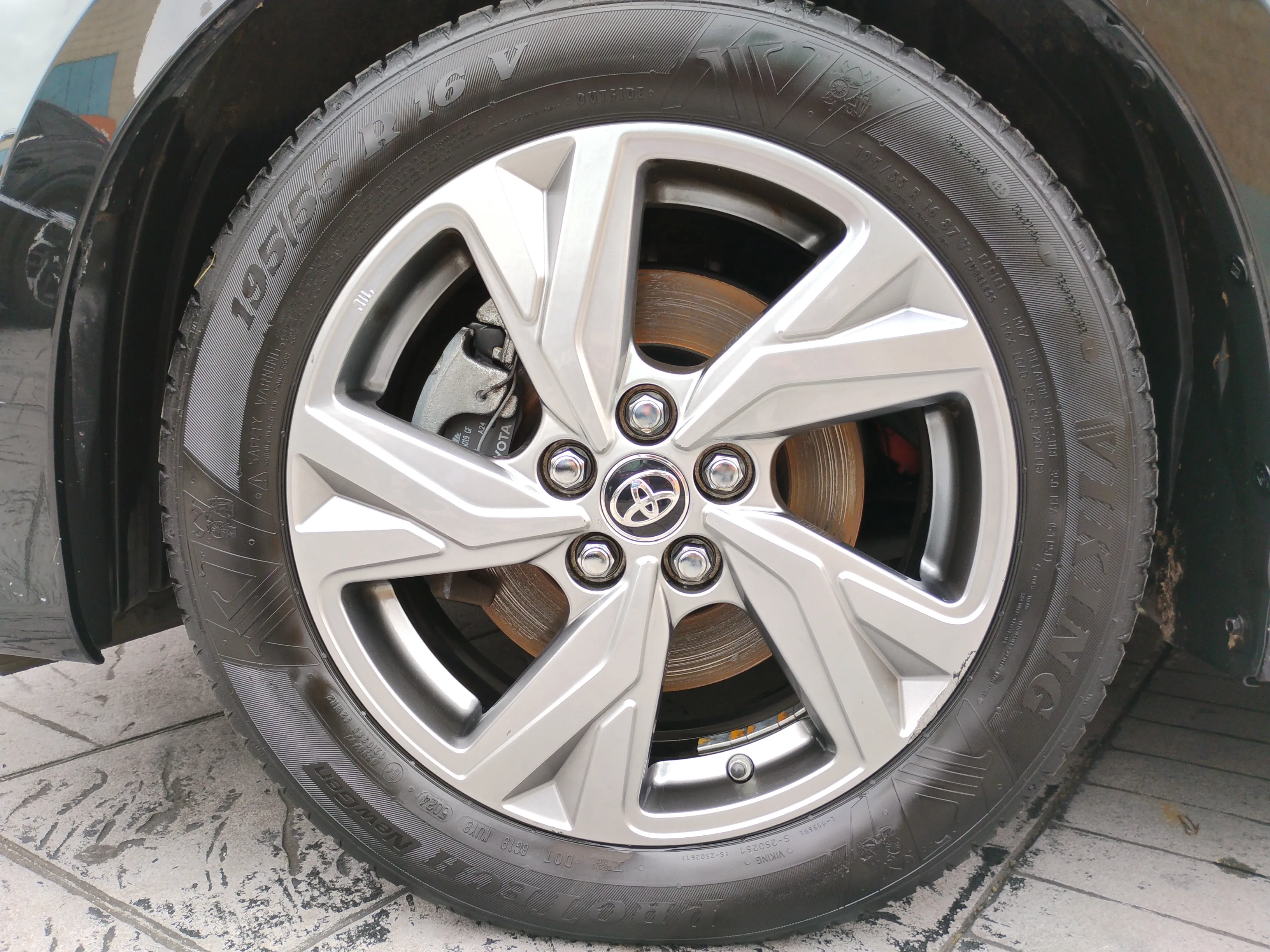 Toyota Yaris 1.5 120H Active Plus - foto 26
