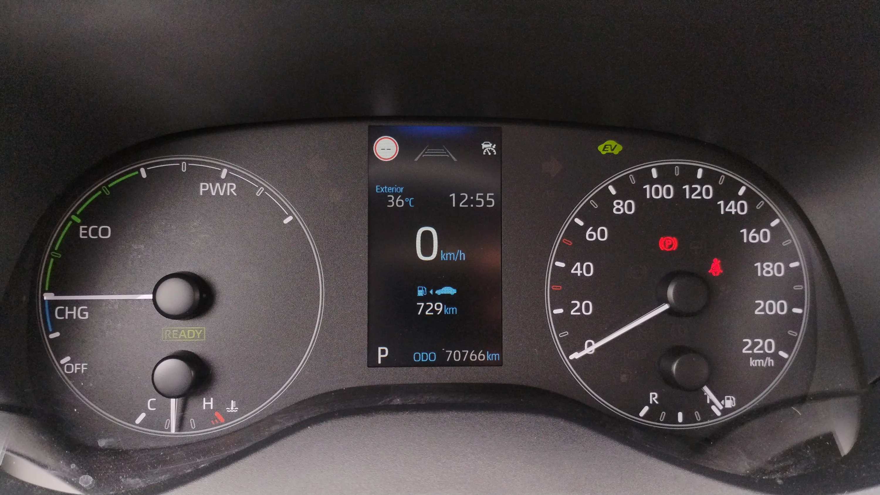 Toyota Yaris 1.5 120H Active Plus - foto 13