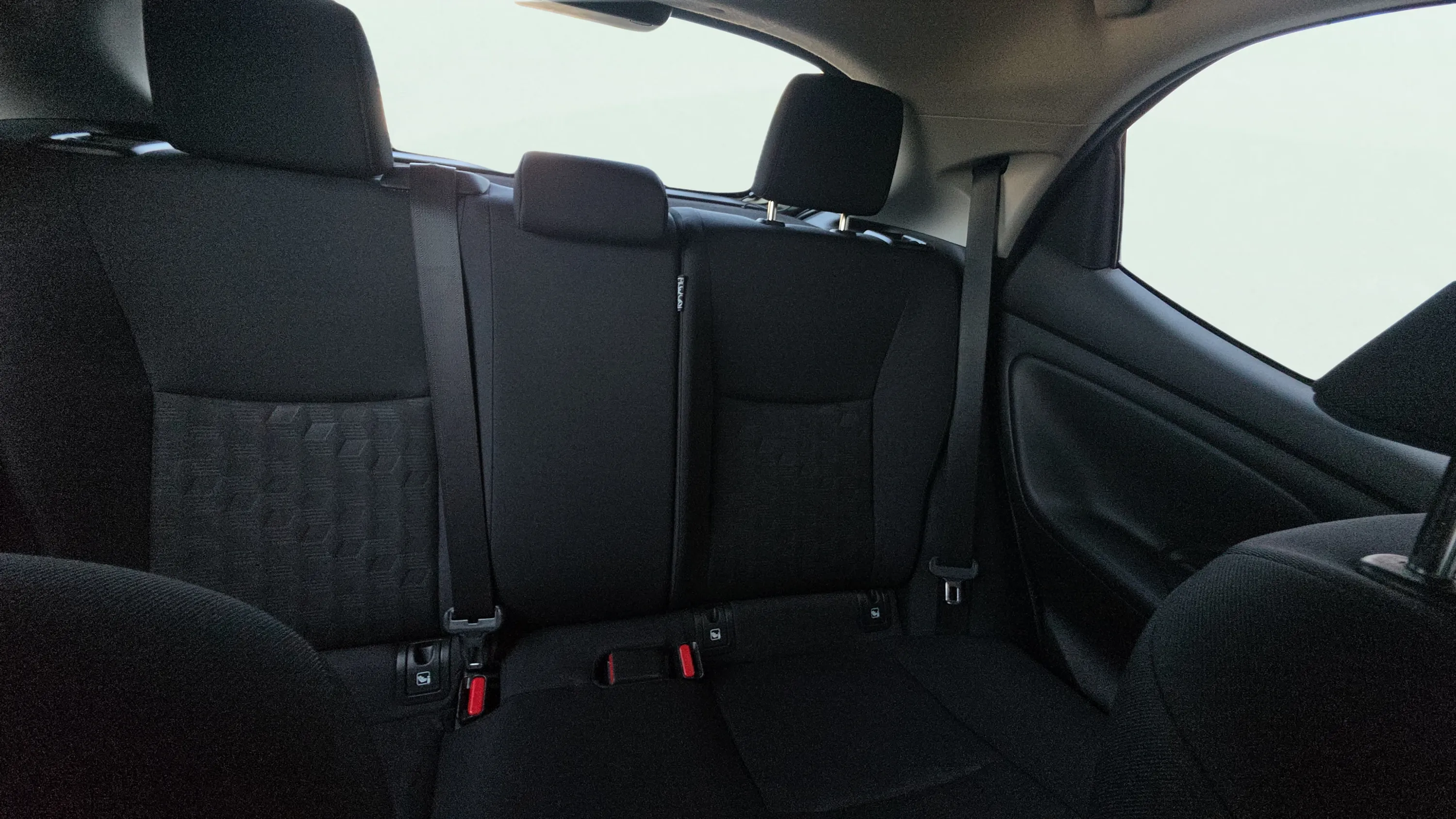 Toyota Yaris 1.5 120H Active Plus - foto 19