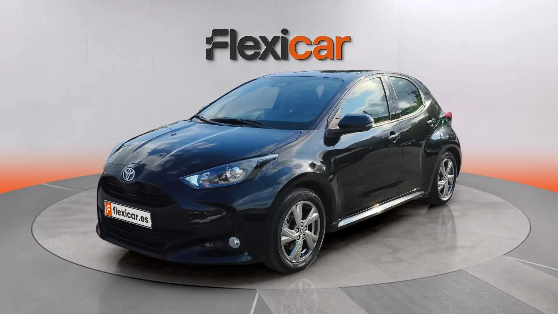 Toyota Yaris 1.5 120H Active Plus - foto 3
