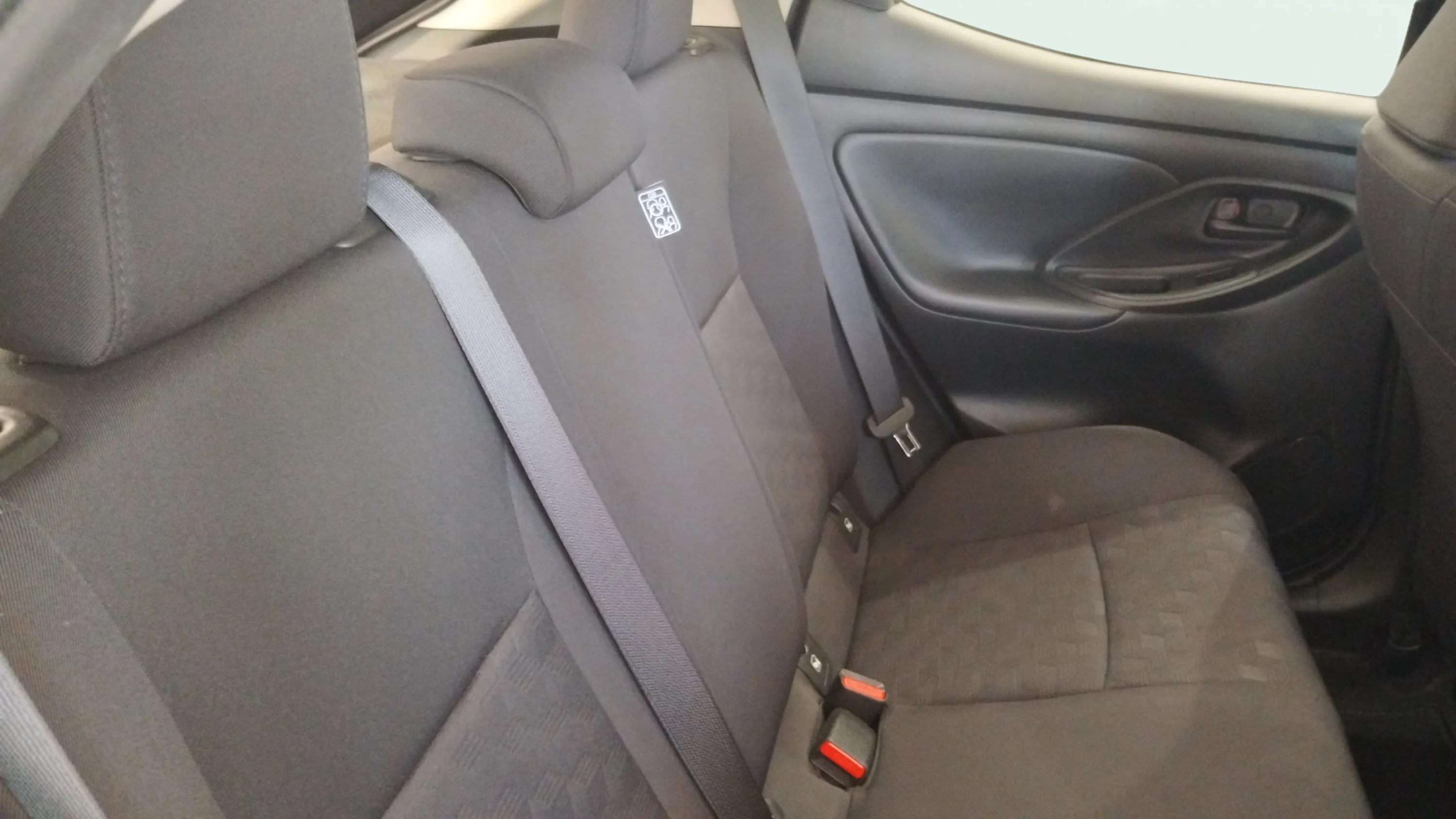 Toyota Yaris 1.5 120H Active Plus - foto 9