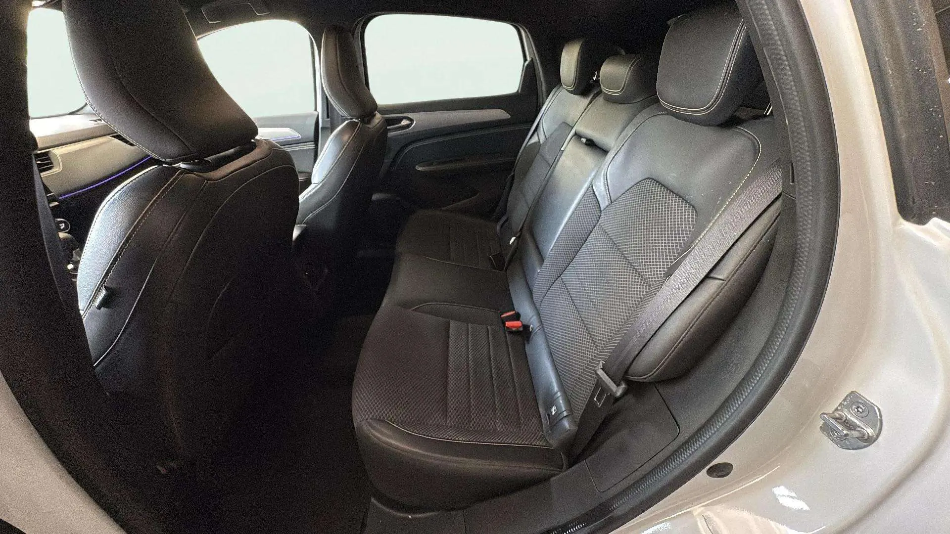 Renault Arkana Techno TCe EDC mild hybrid - foto 12