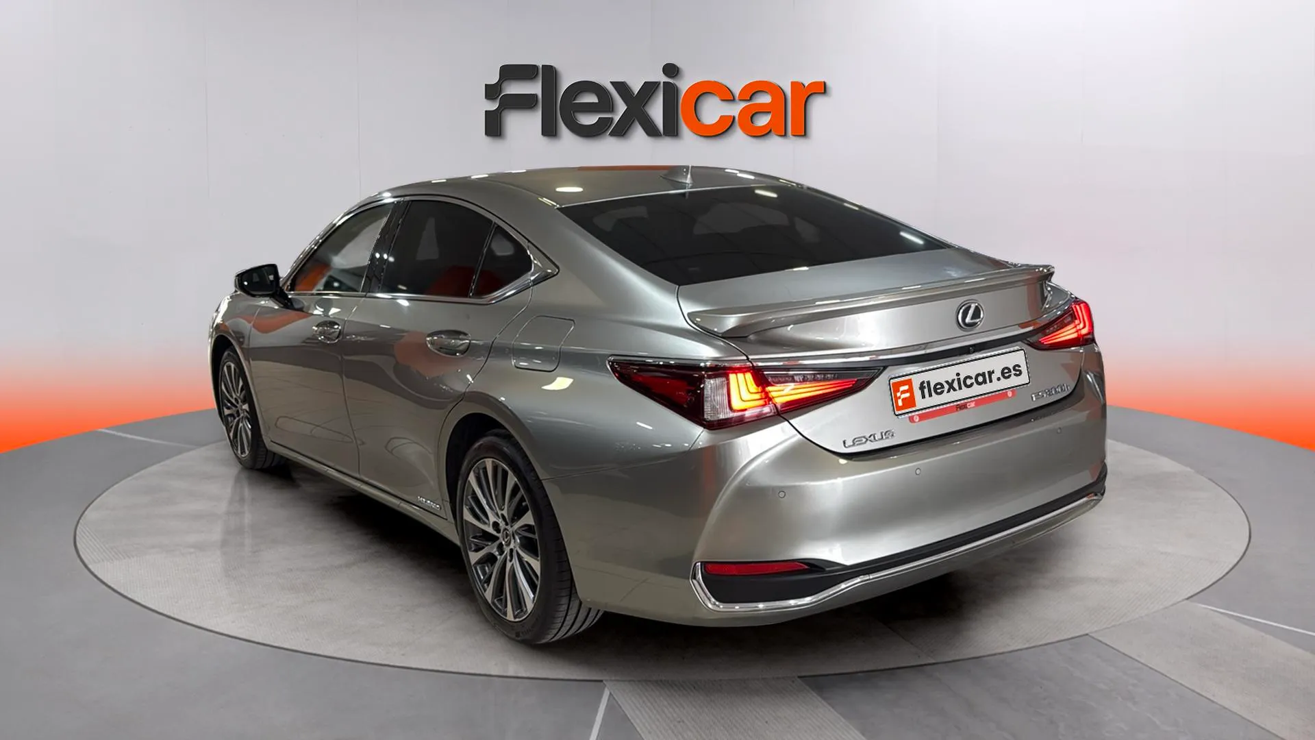 Lexus ES 2.5 300h Business - foto 6